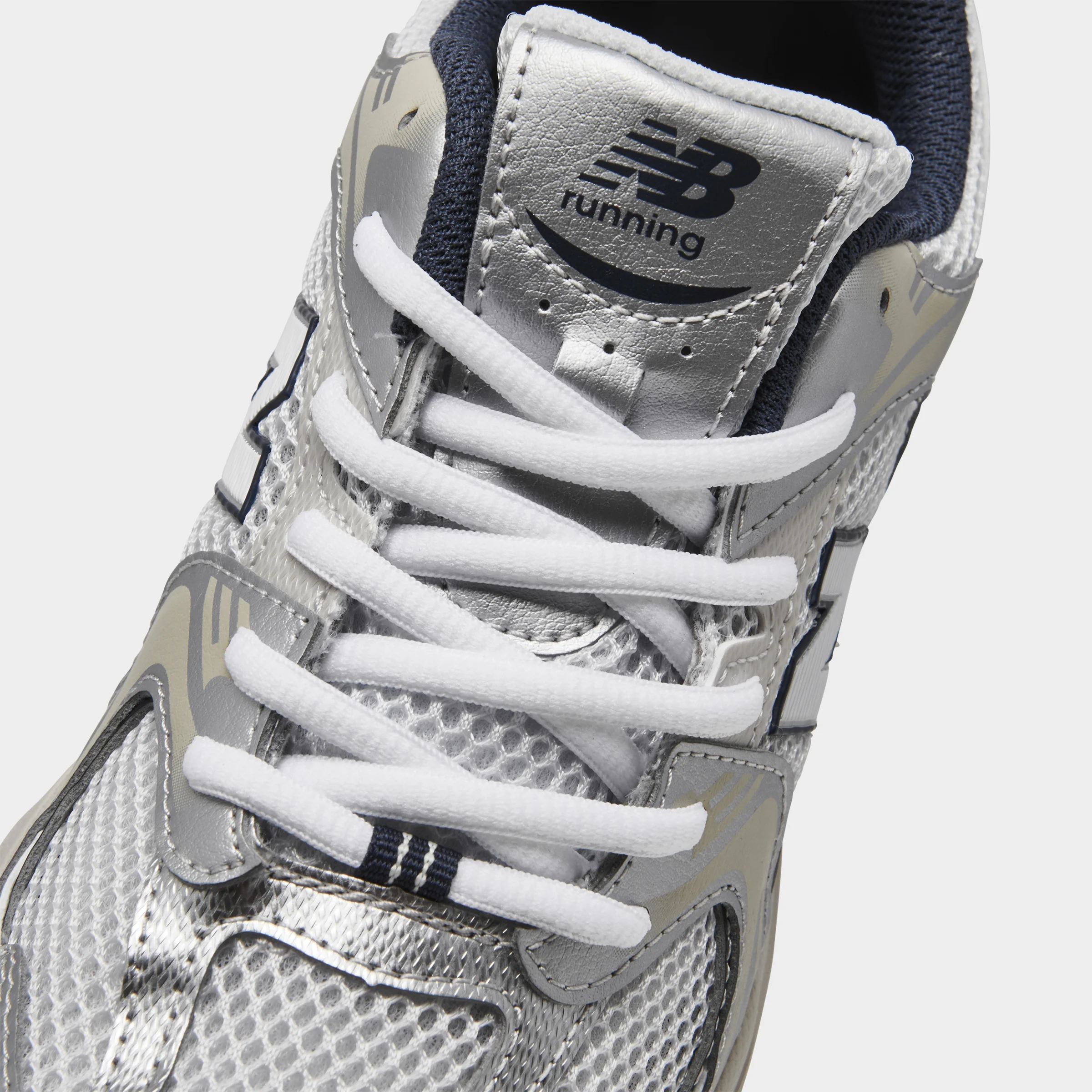 New Balance Juniors' 530 Summer Fog / Nimbus Cloud - NB Navy - Image 3
