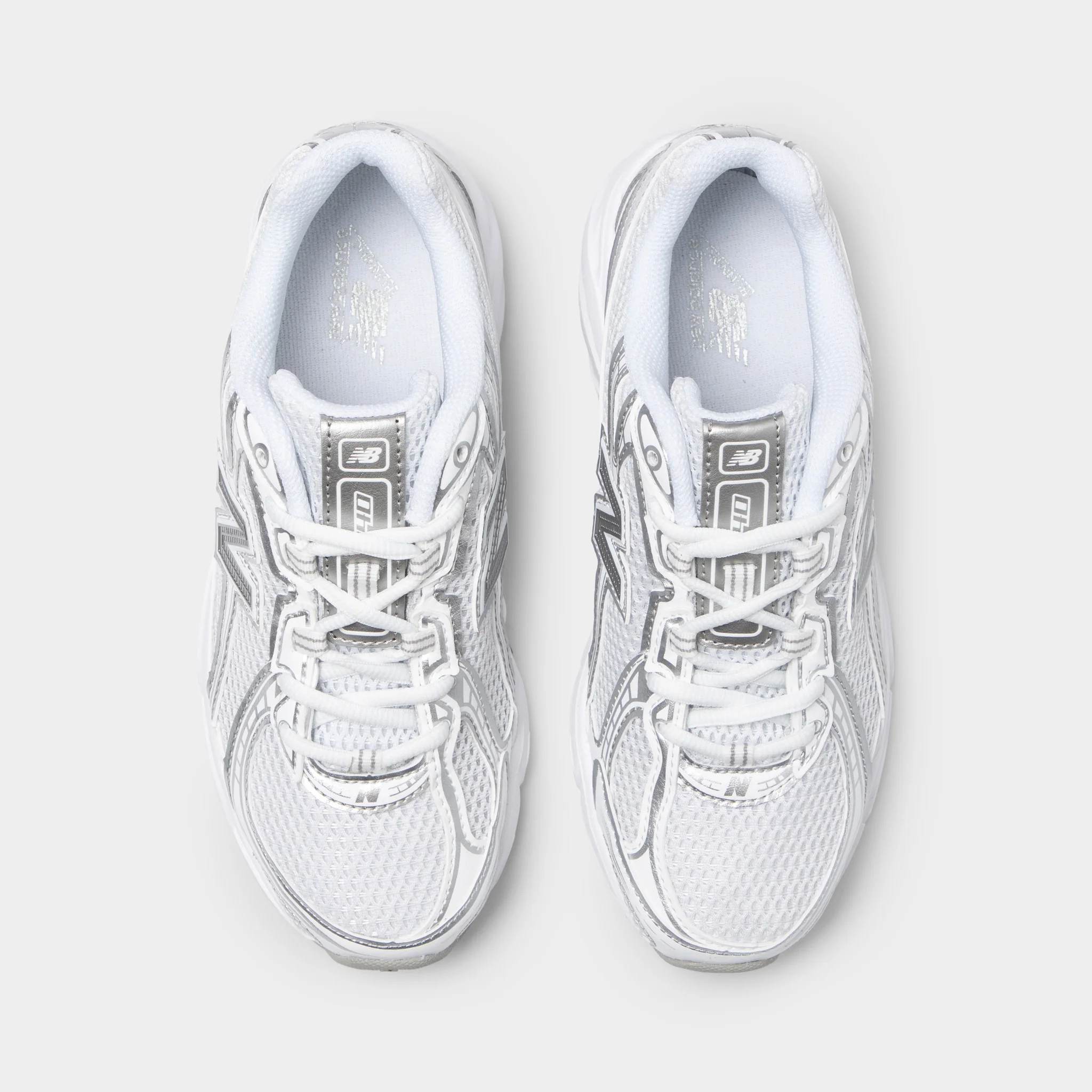 New Balance Juniors' 740 White / Silver Metallic - Image 5