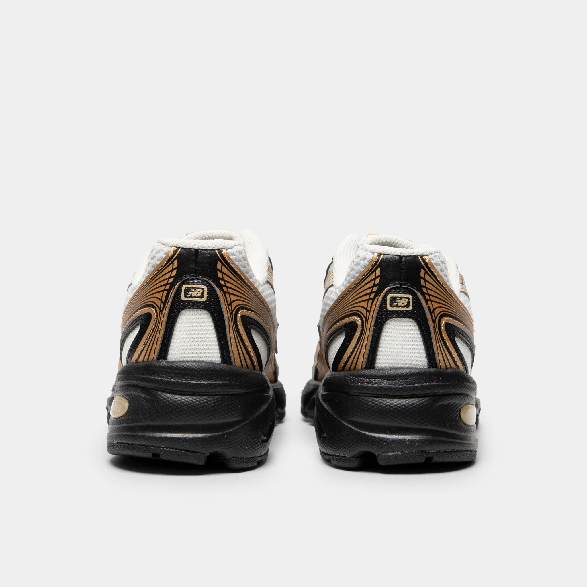 New Balance Juniors' 740 Sea Salt / Black - Gold Metallic - Image 4
