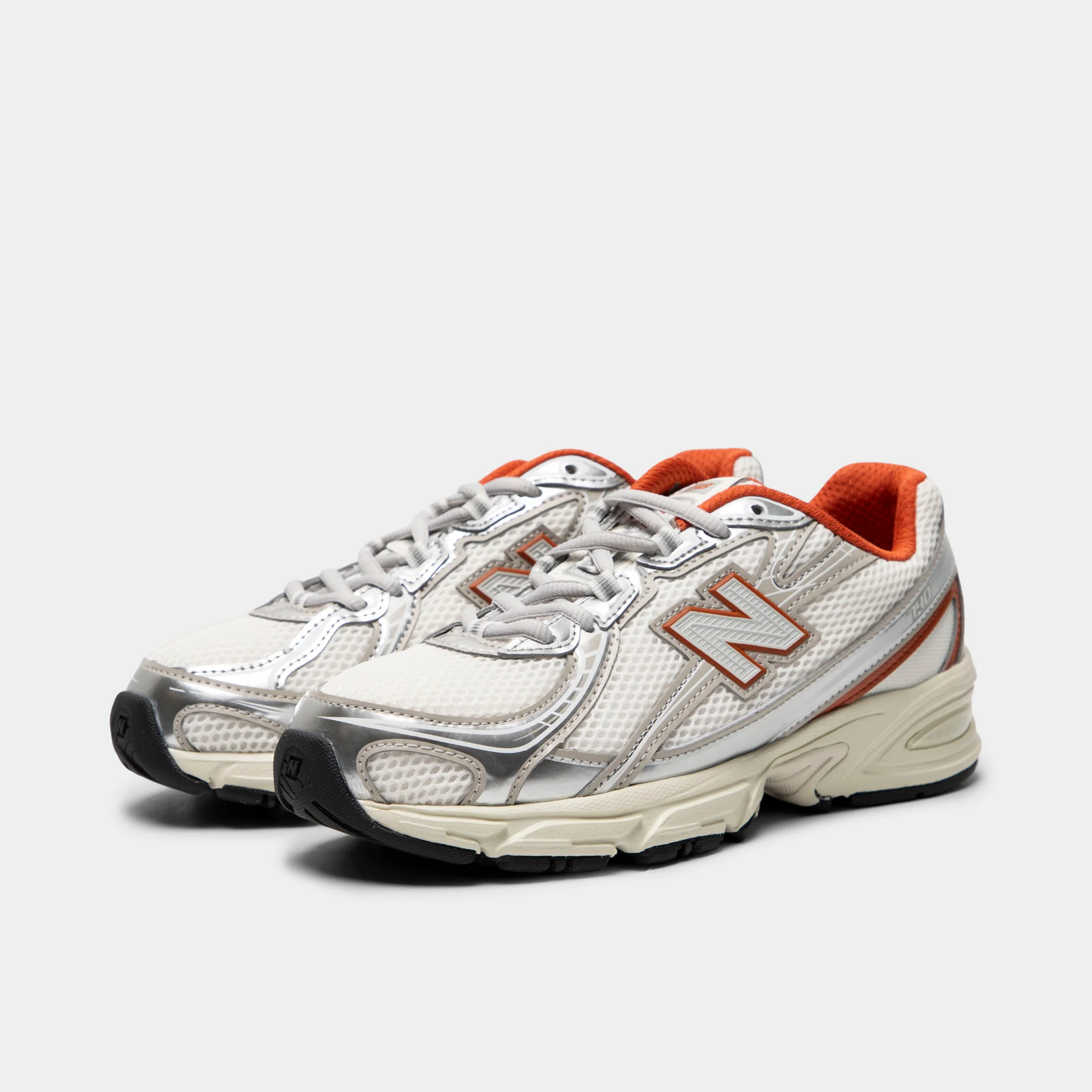 New Balance Juniors' 740 Silver Metallic / Cinnamon - Image 2