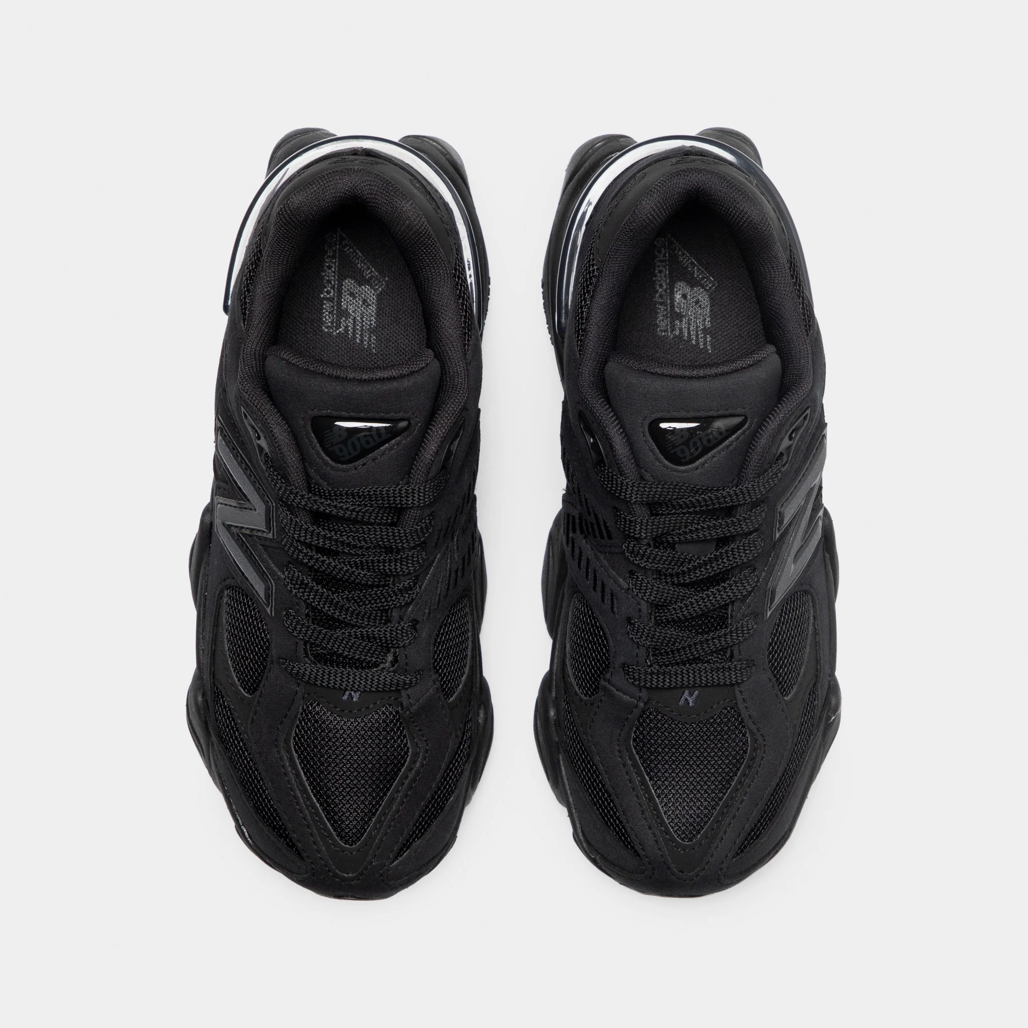 New Balance Juniors' 9060 Black / Phantom - Image 5