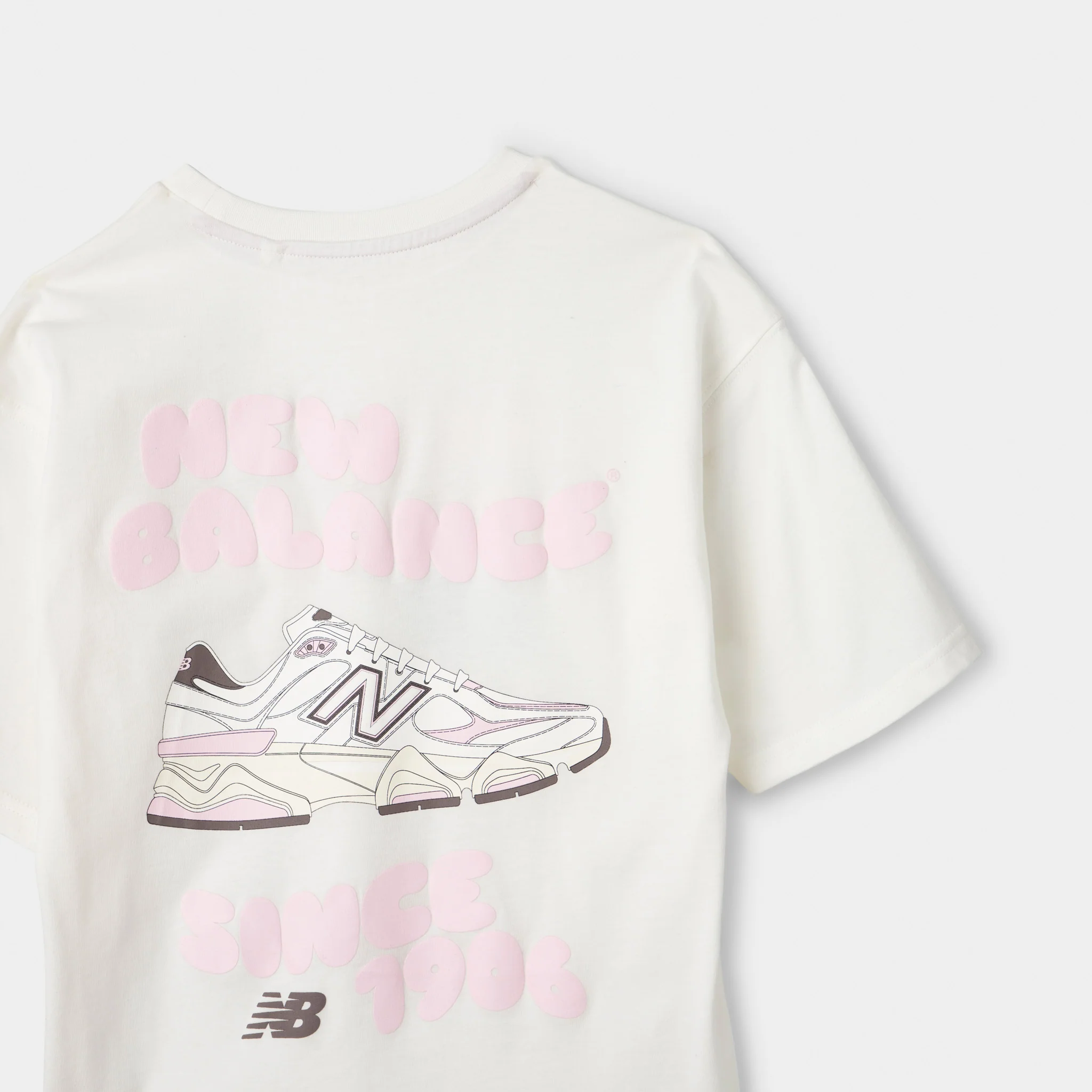 New Balance Juniors' 9060 Bubble Grpahic Tee / Sea Salt - Image 4