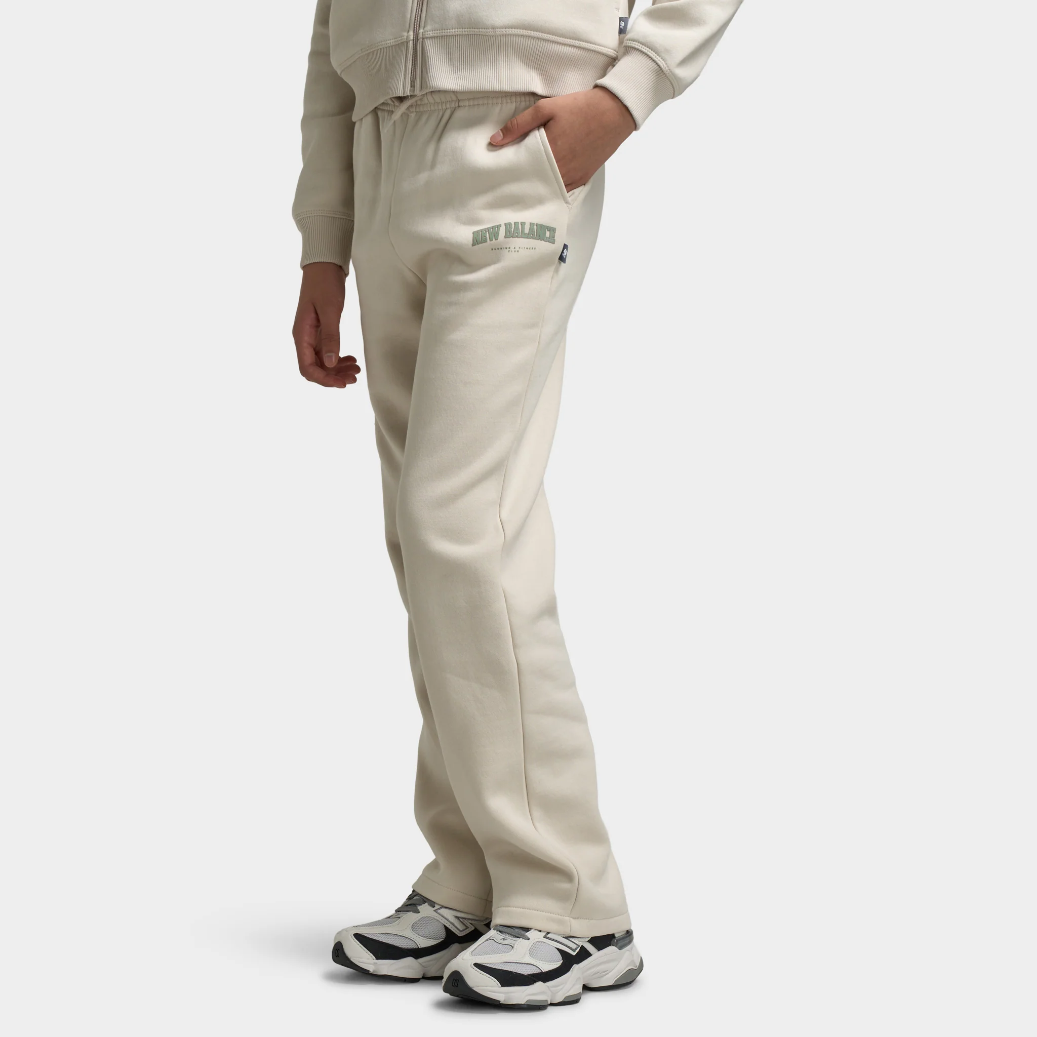 New Balance Juniors' Arch Graphic Wide Leg Pants / Moonbeam - Image 3