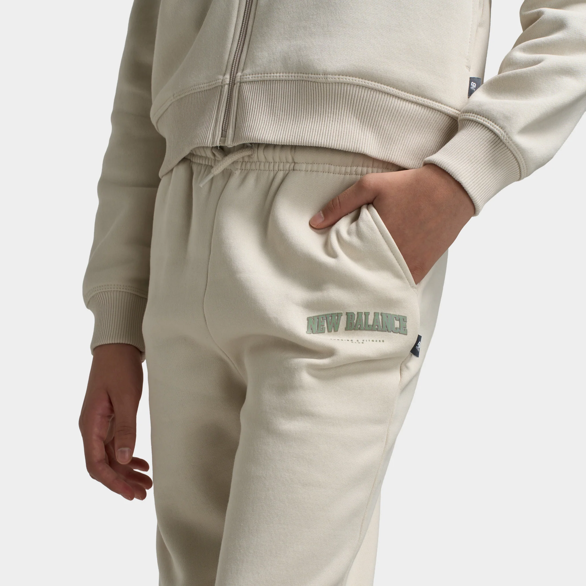 New Balance Juniors' Arch Graphic Wide Leg Pants / Moonbeam - Image 5
