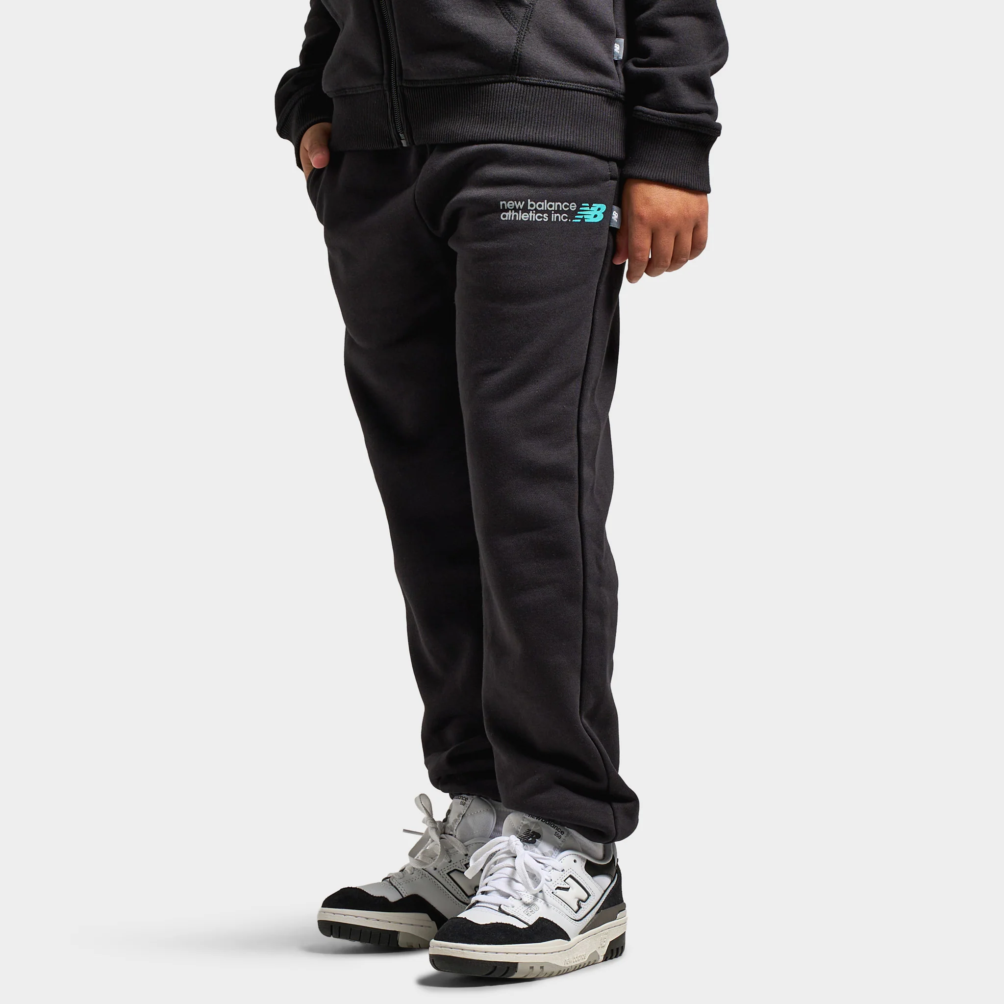New Balance Juniors' Linear Logo Jogger / NB Caviar - Image 3
