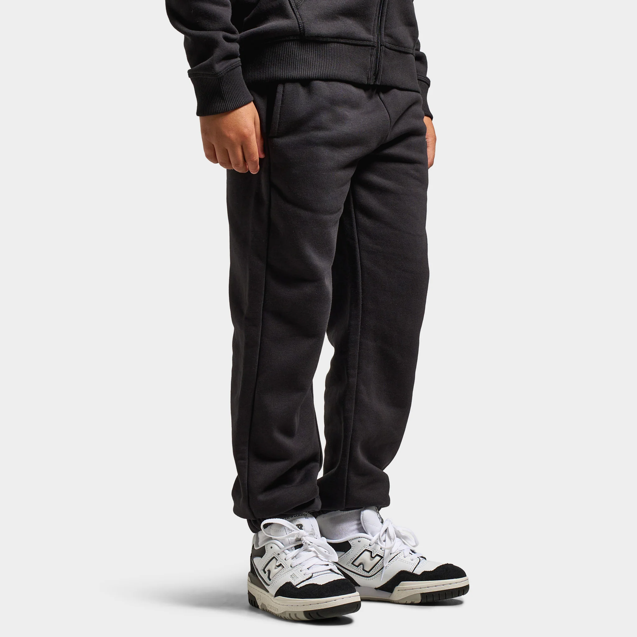 New Balance Juniors' Linear Logo Jogger / NB Caviar - Image 4