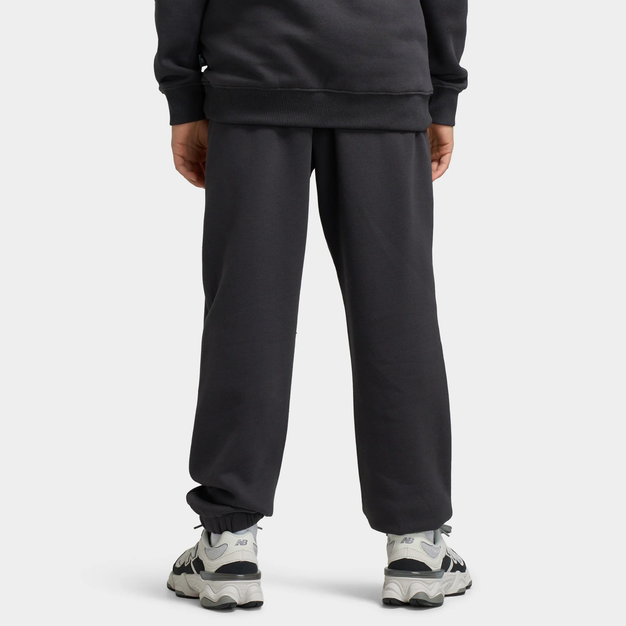 New Balance Juniors' Linear Logo Overlay Joggers / Caviar Bl - Image 2