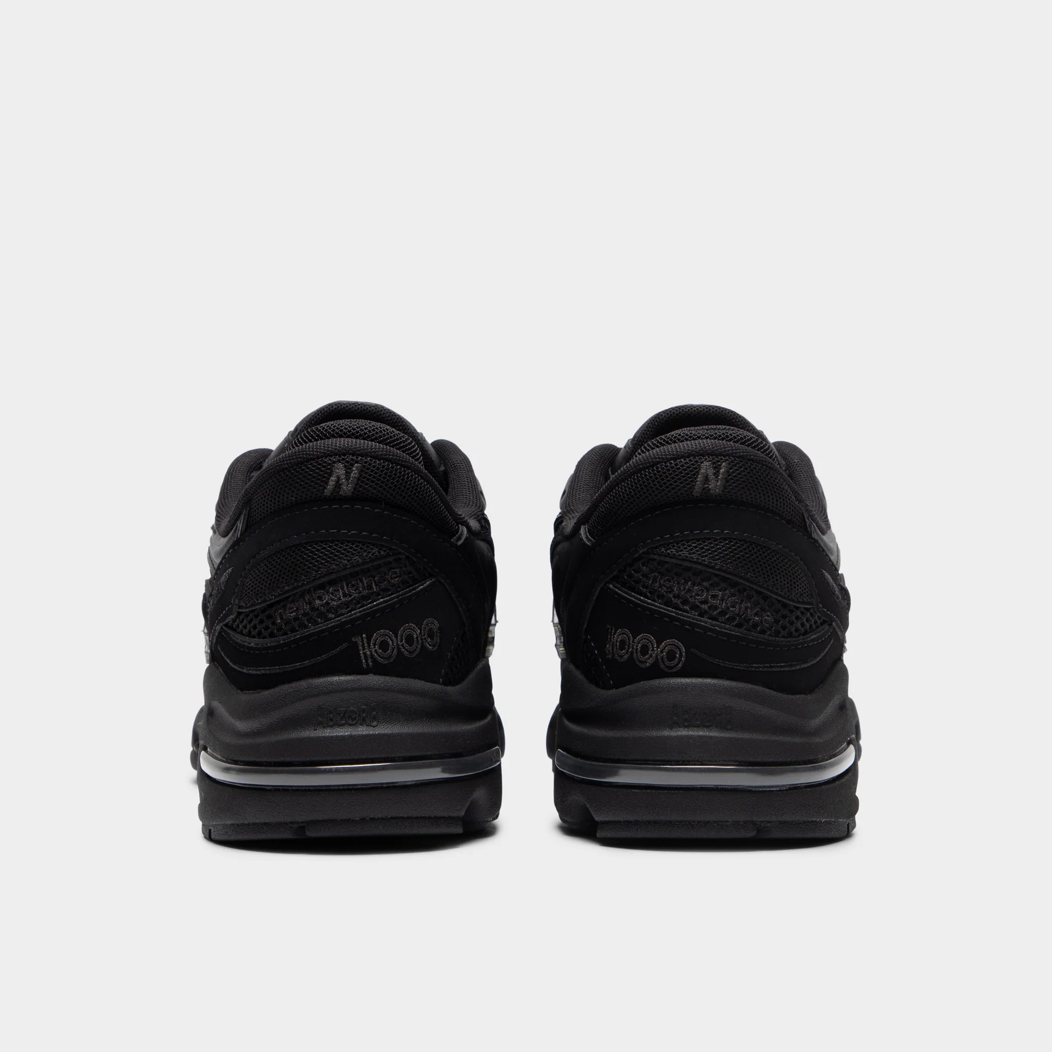 New Balance M1000 Black / Black - Image 4