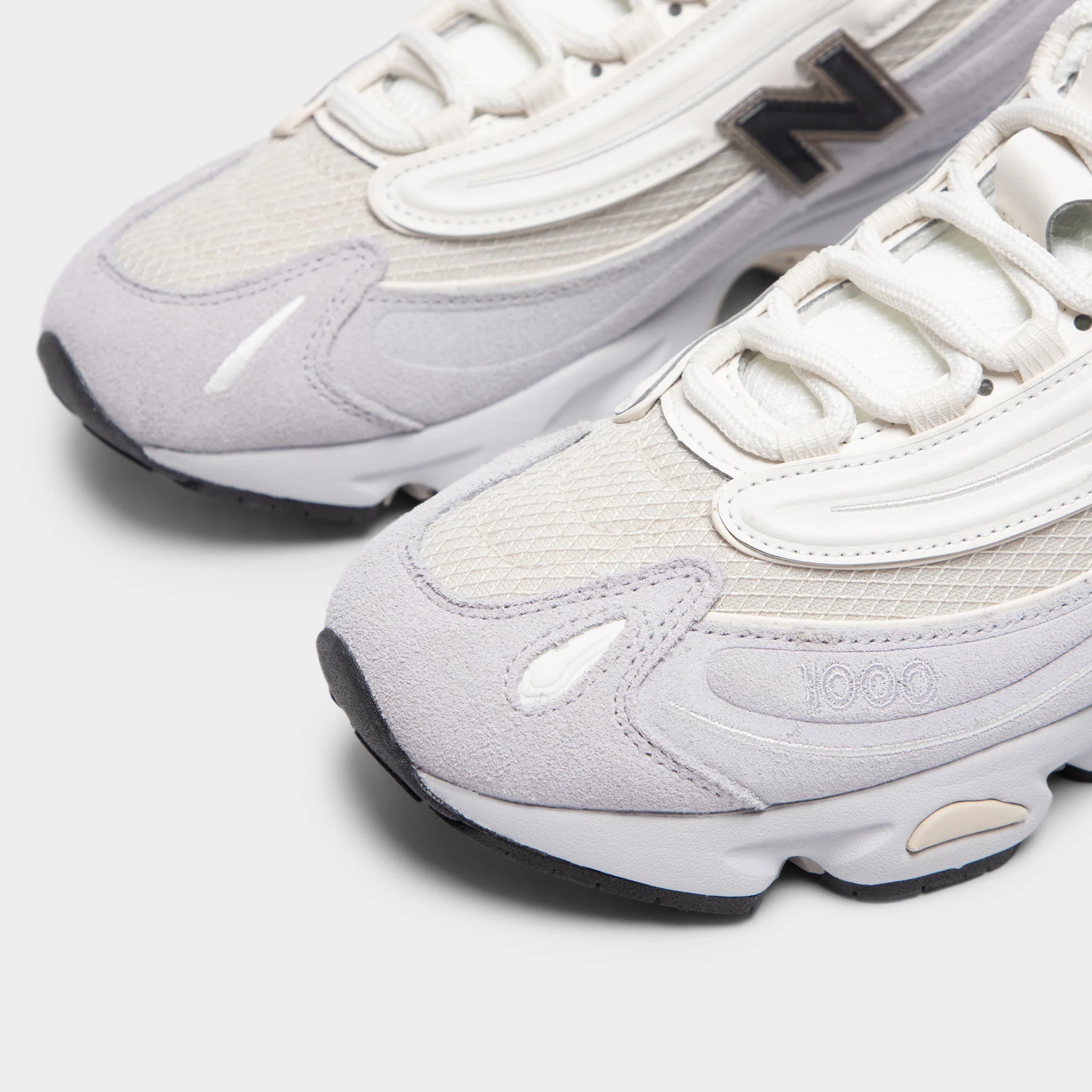 New Balance M1000 Pearl / Black - Image 3