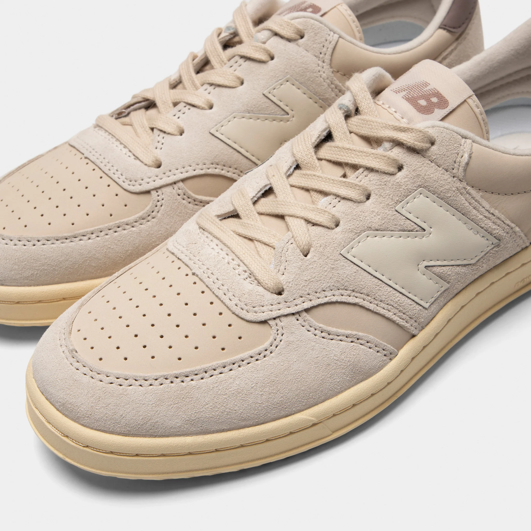 New Balance T500 Bisque / Linen - Image 3