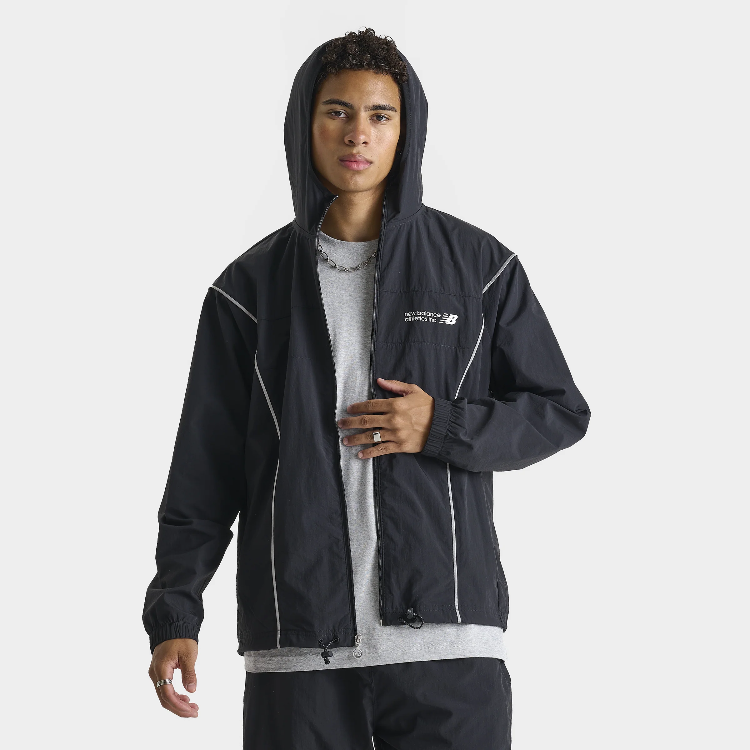 New Balance Vision Woven Jacket Black / 3M Reflective - Image 3