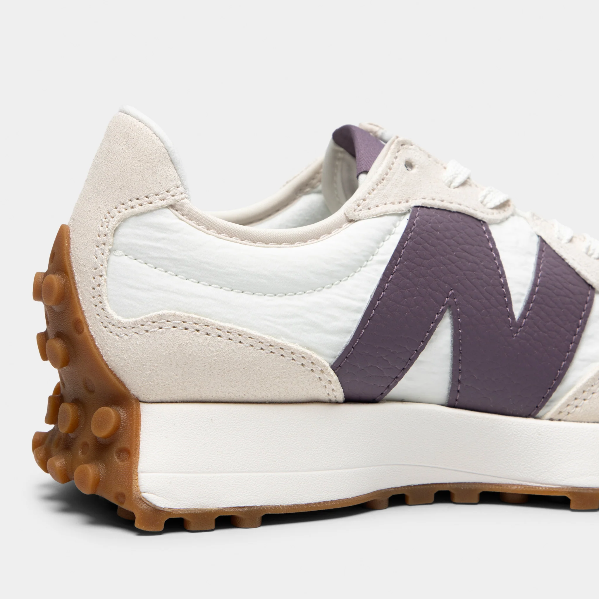 New Balance Women's 327 Linen / Sea Salt - Image 3