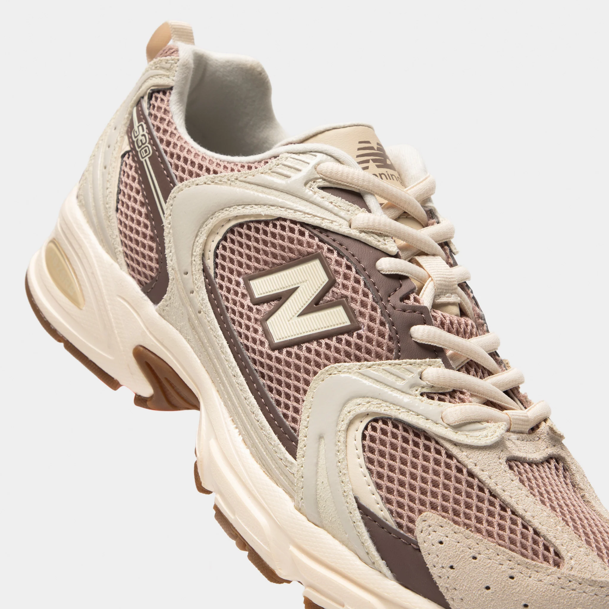 New Balance 530 Bisque / Earth Shadow - Image 3