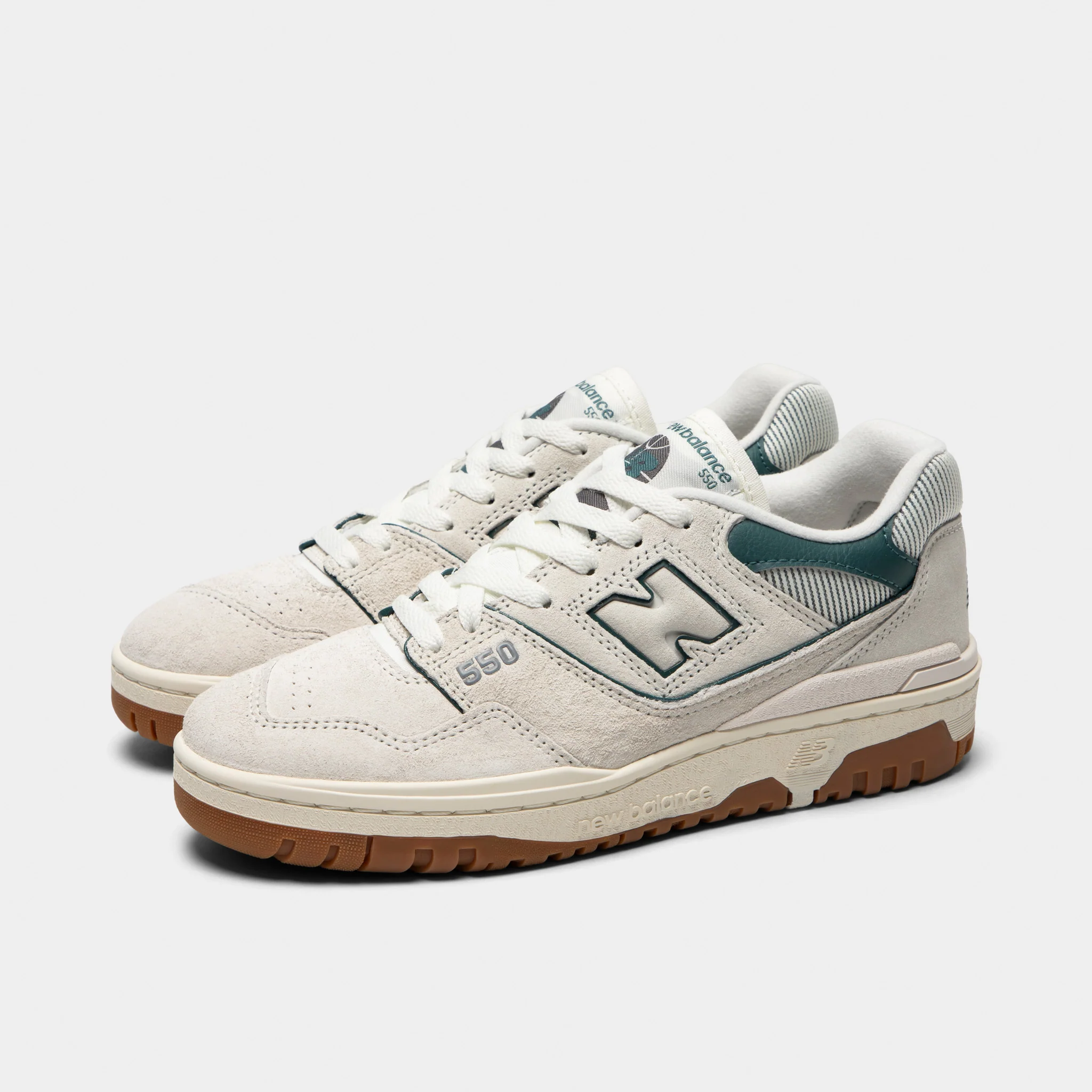 New Balance Women's 550 Sea Salt / New Spruce - Image 2
