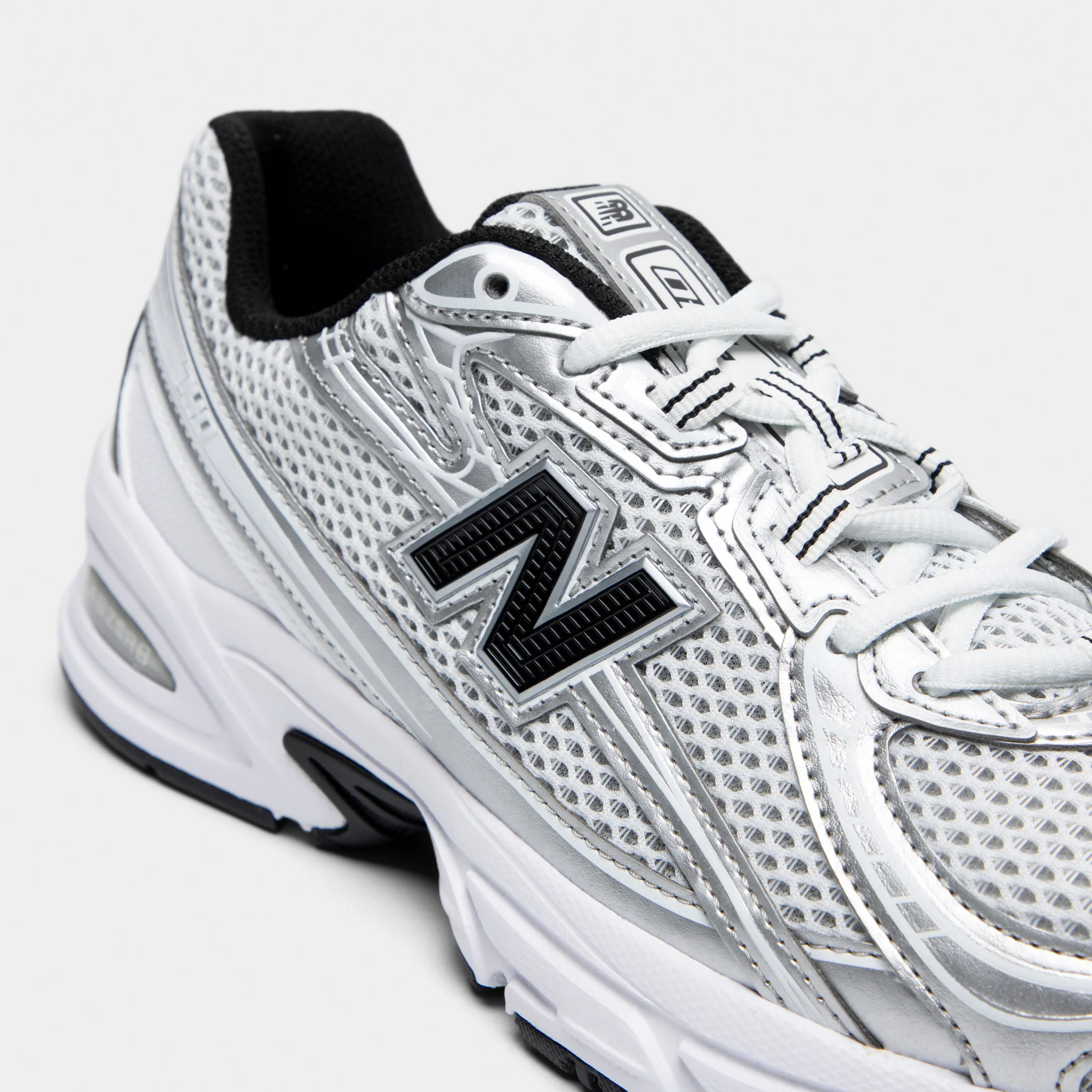 New Balance 740 White / Silver Metallic - Image 3