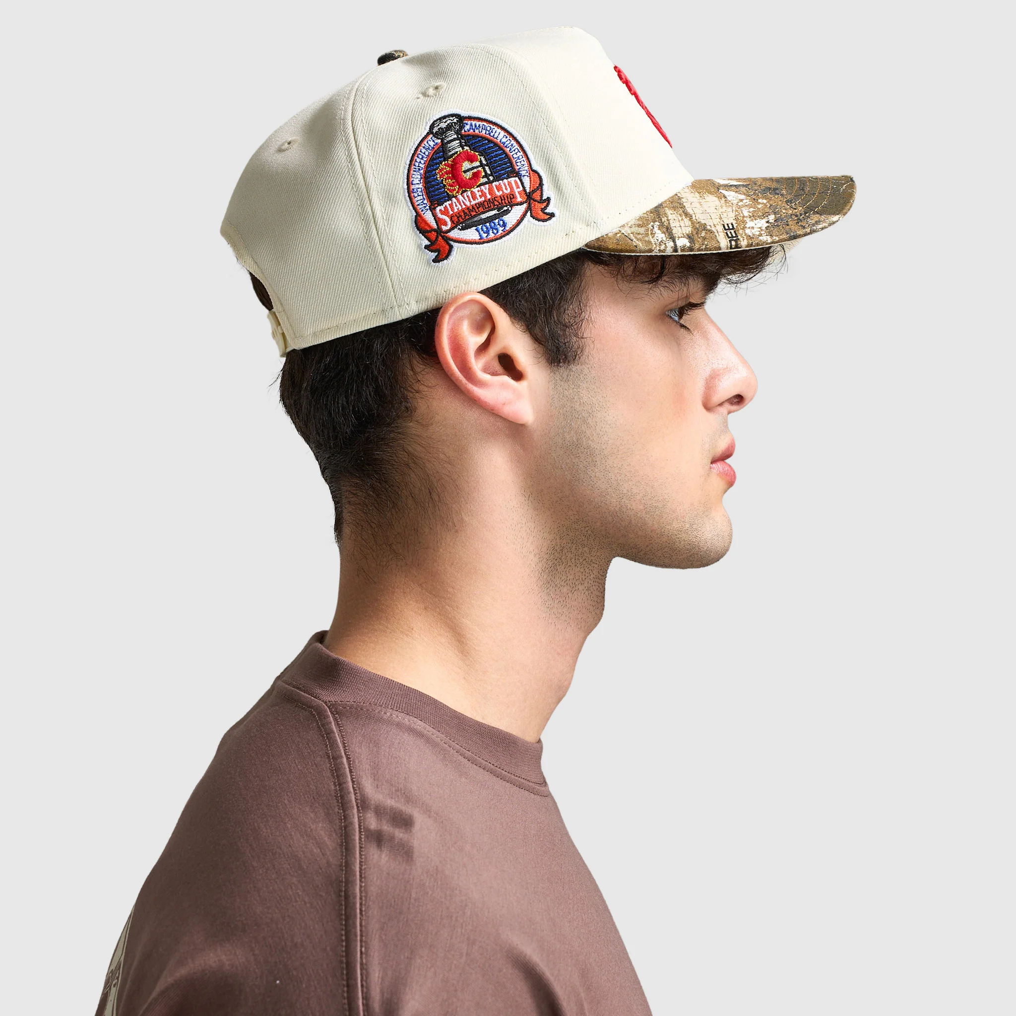 New Era Calgary Flames 9FORTY A-Frame Chrome / Realtree Camo - Image 4