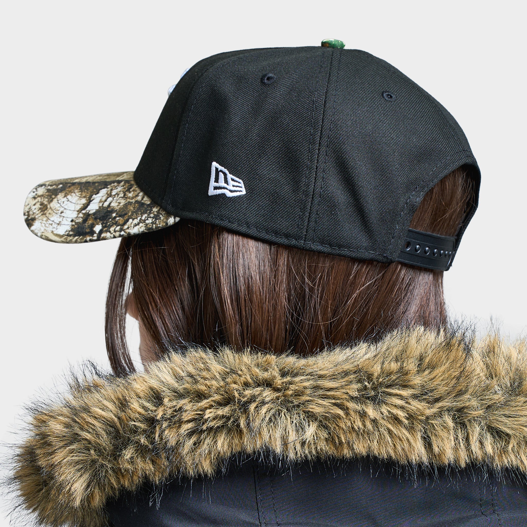 New Era New York Yankees 9FORTY A-Frame Black / Real Tree Camo - Image 2