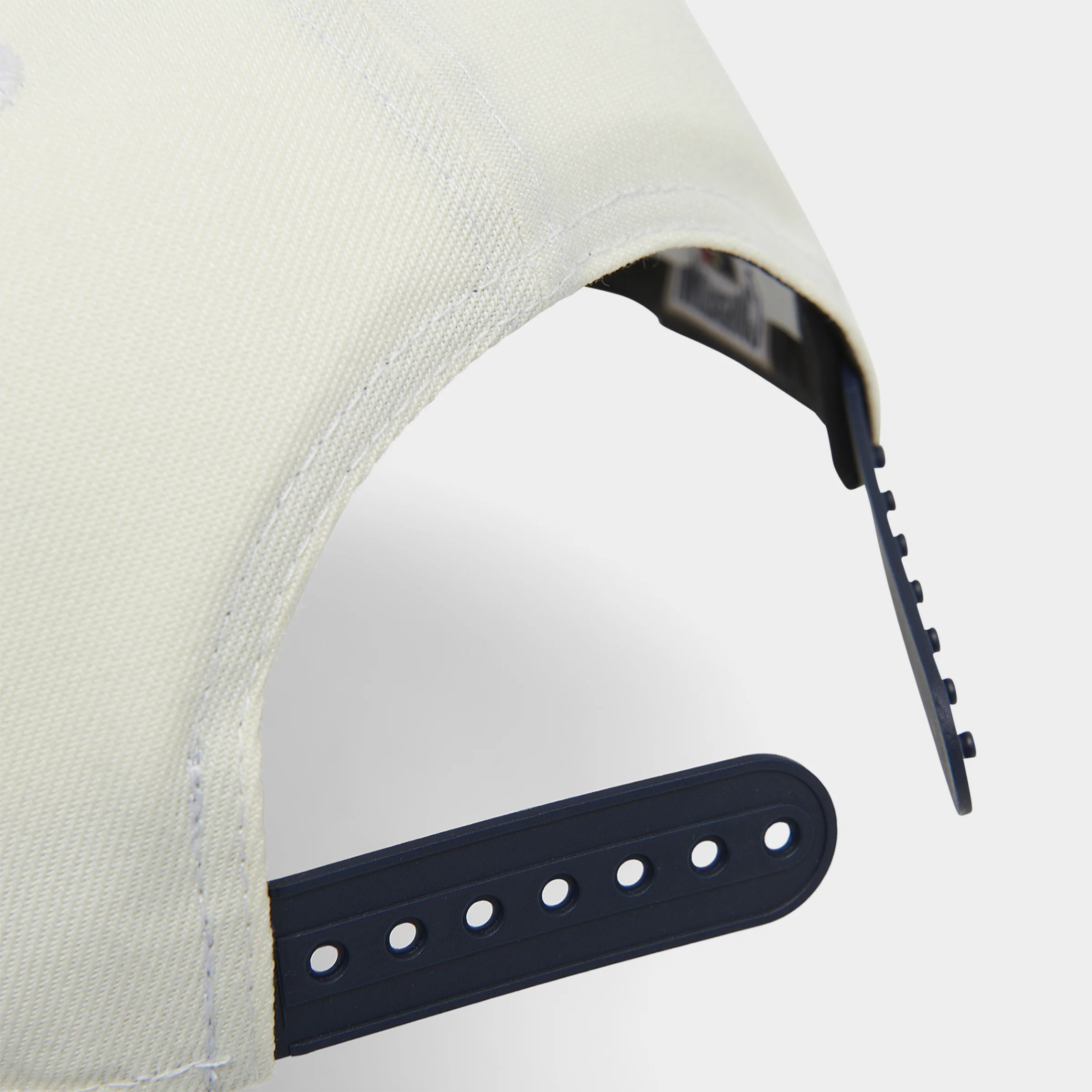 New Era New York Yankees 9FORTY AF Snapback White / Navy - Image 8