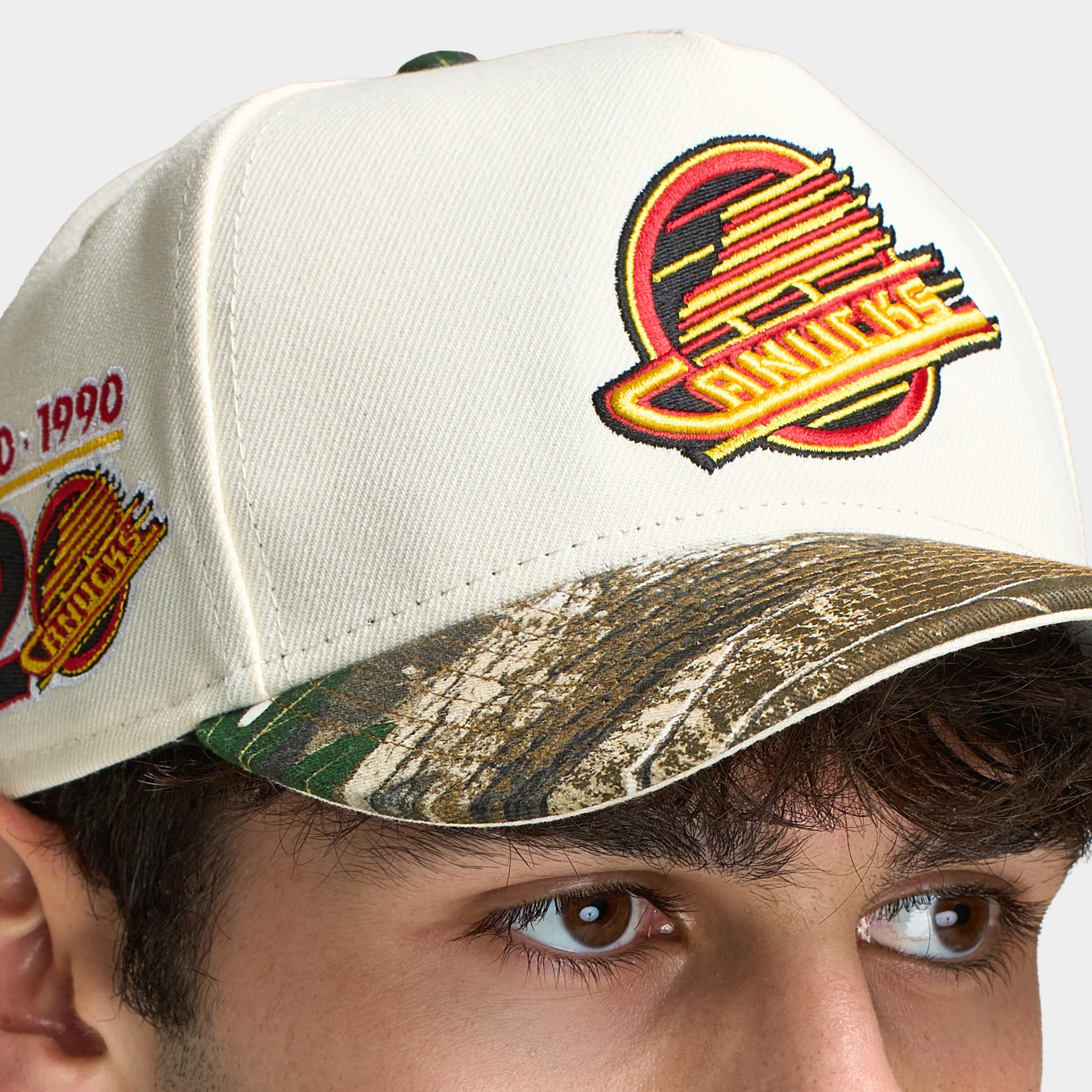 New Era Vancouver Canucks 9FORTY A-Frame Chrome / Realtree Camo - Image 2