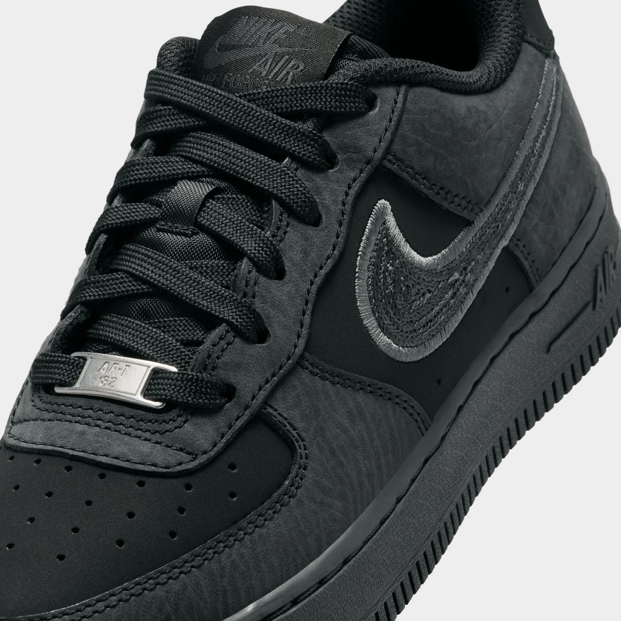 Nike Air Force 1 LV8 Black / Dark Smoke Grey - Smoke Grey - Image 3