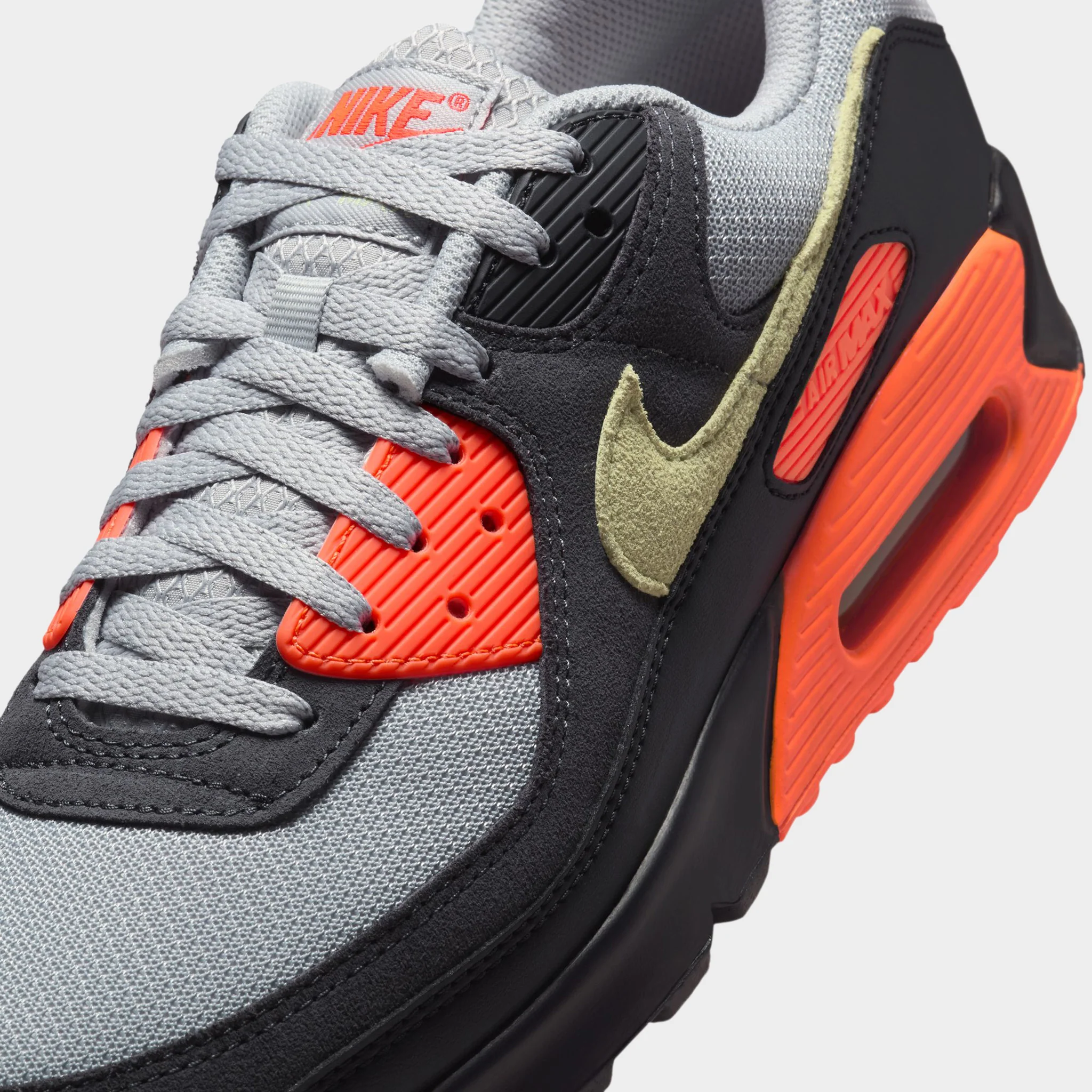 Nike Air Max 90 Black / Grey / Red - Image 3