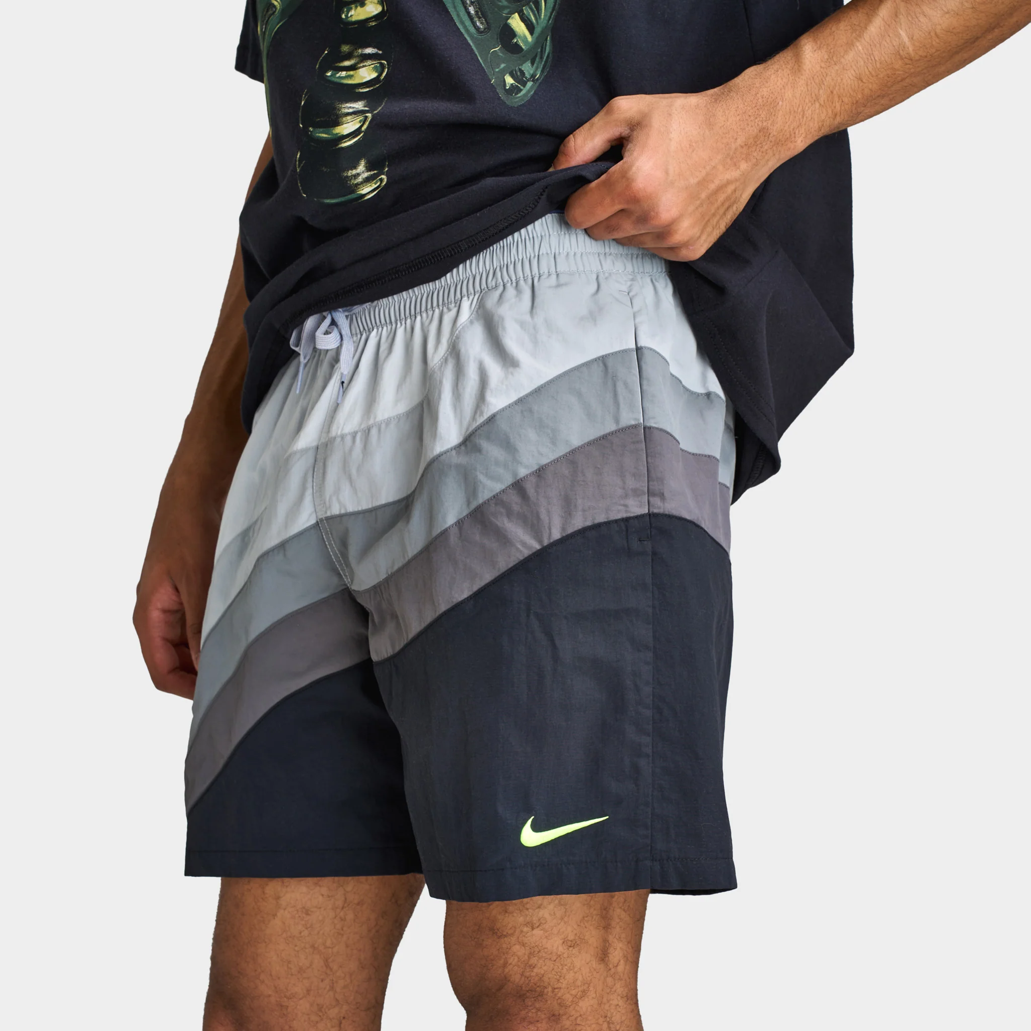 Nike Air Max 95 7" Volley Short / Black - Image 5