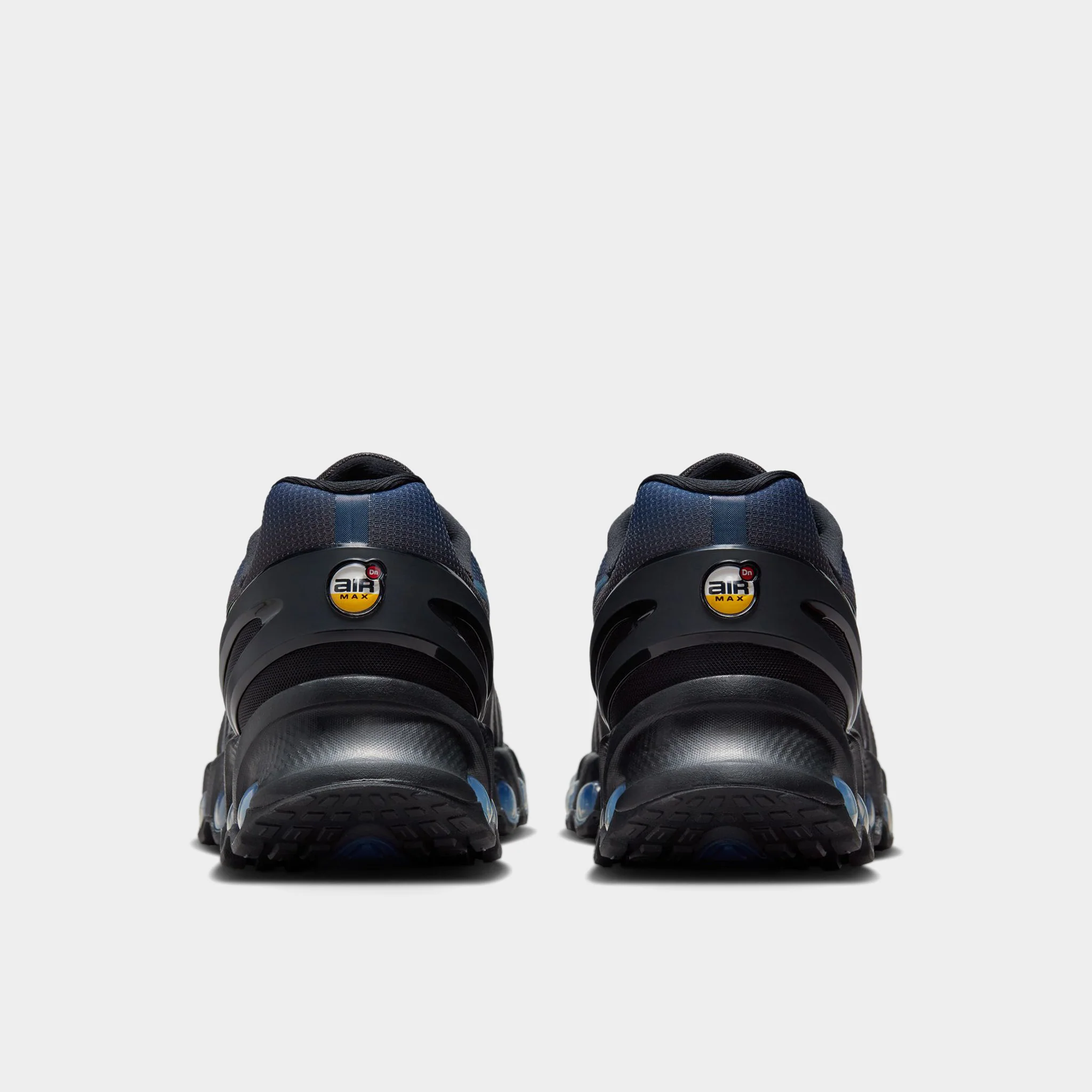 Nike Air Max DN 8 Black / Metallic Silver - Thunder Blue - Image 4