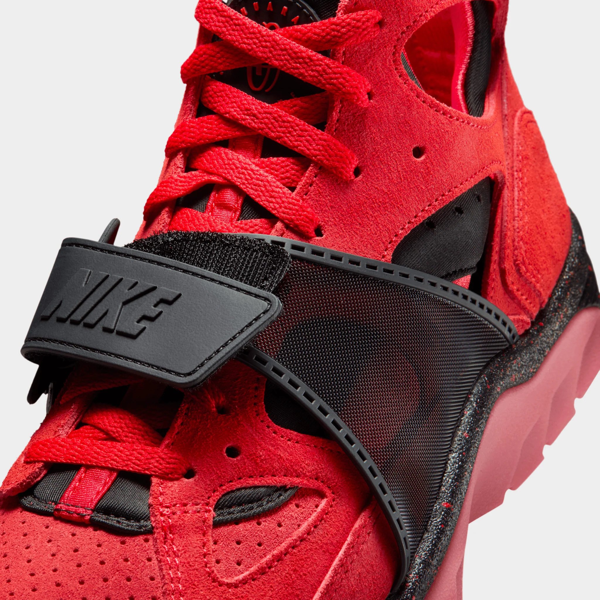 Nike Air Trainer Huarache Red / Red - Image 3