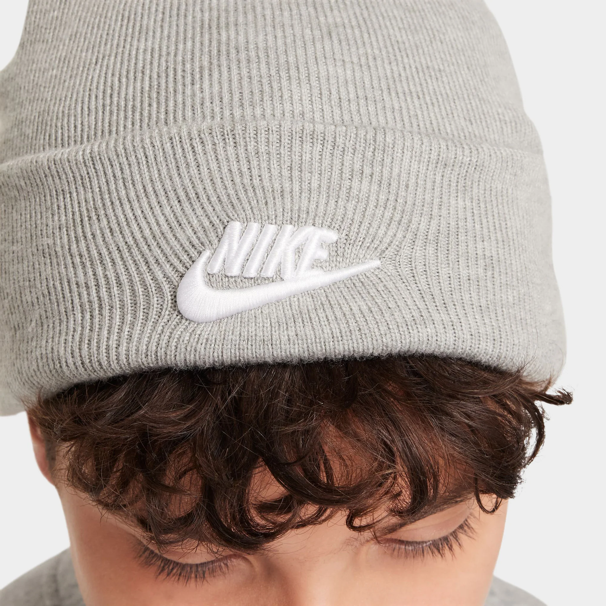 Nike Big Kids' Peak Tall Cuff Futura Beanie Grey / White - Image 4