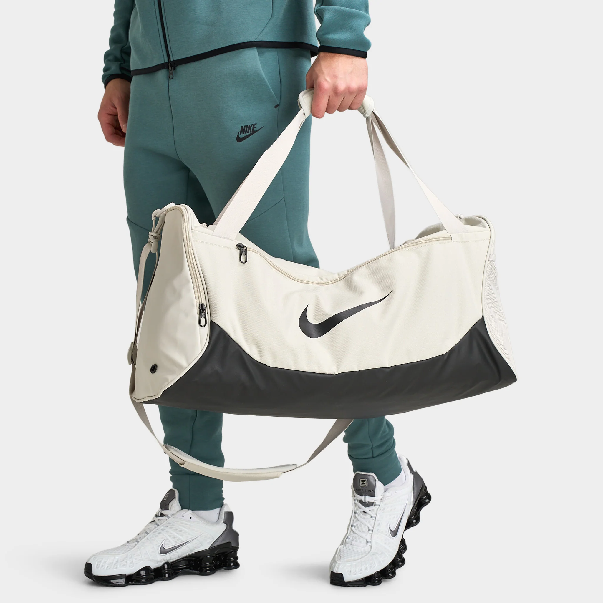 Nike Brasilia Medium Duffel Bag X Light Bone / Black - Image 10