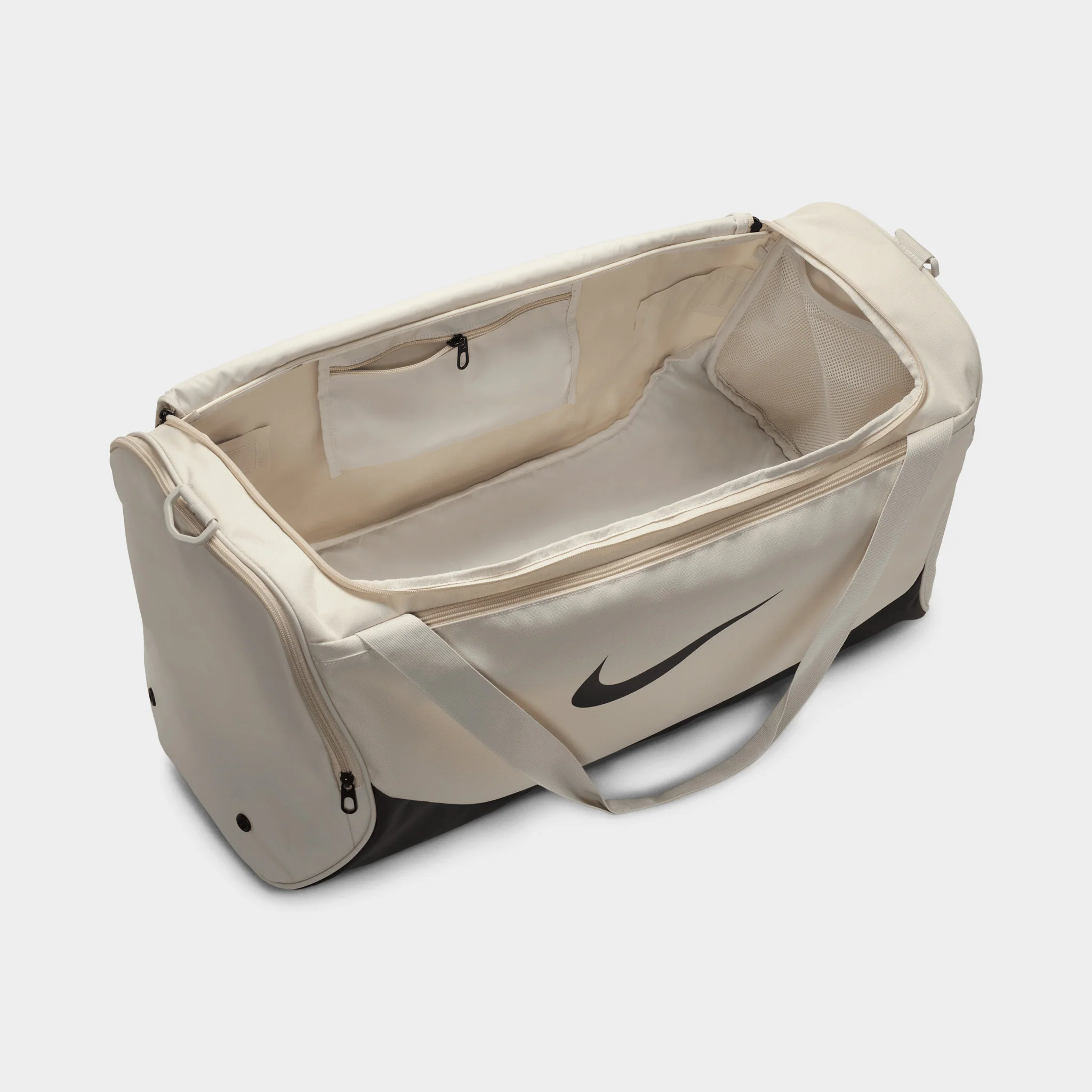 Nike Brasilia Medium Duffel Bag X Light Bone / Black - Image 3
