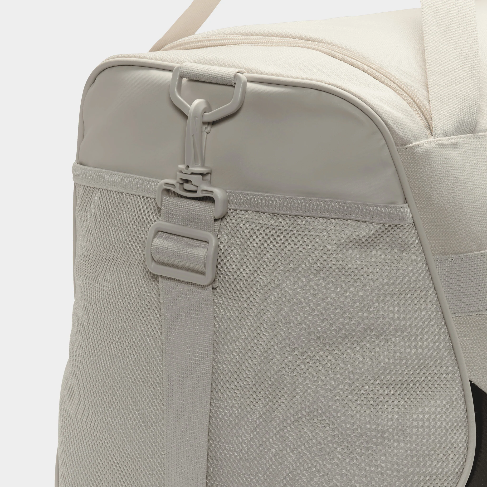 Nike Brasilia Medium Duffel Bag X Light Bone / Black - Image 7