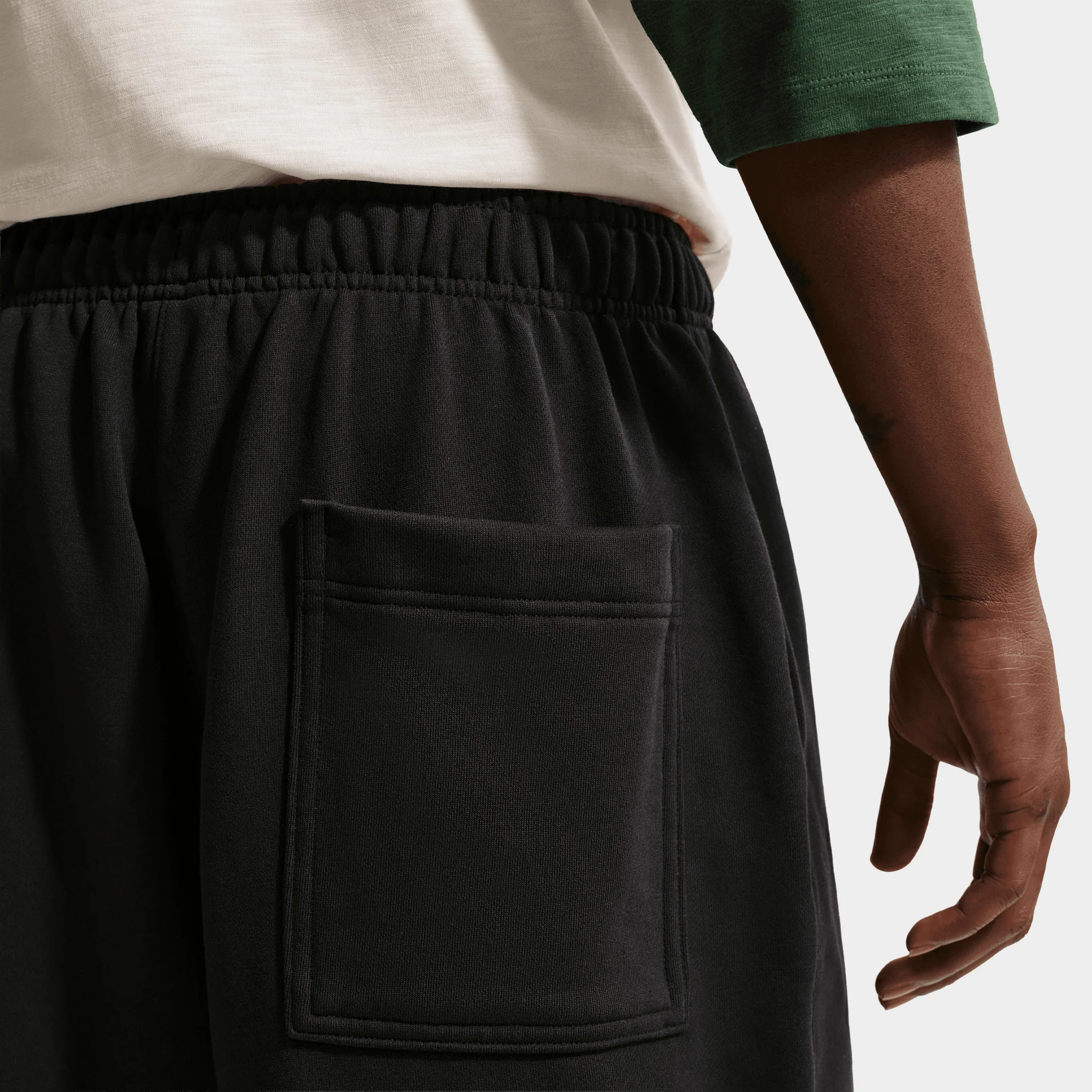 Nike Club Fleece OS Shorts / Black / Black / White - Image 3