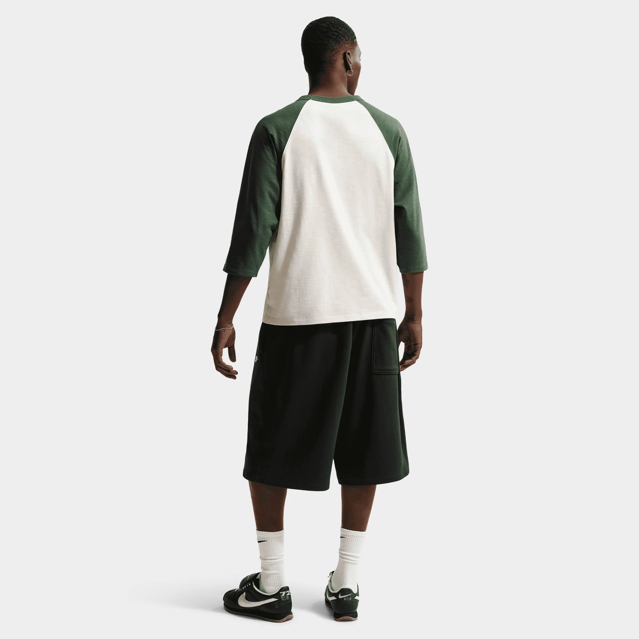 Nike Club Fleece OS Shorts / Black / Black / White - Image 5