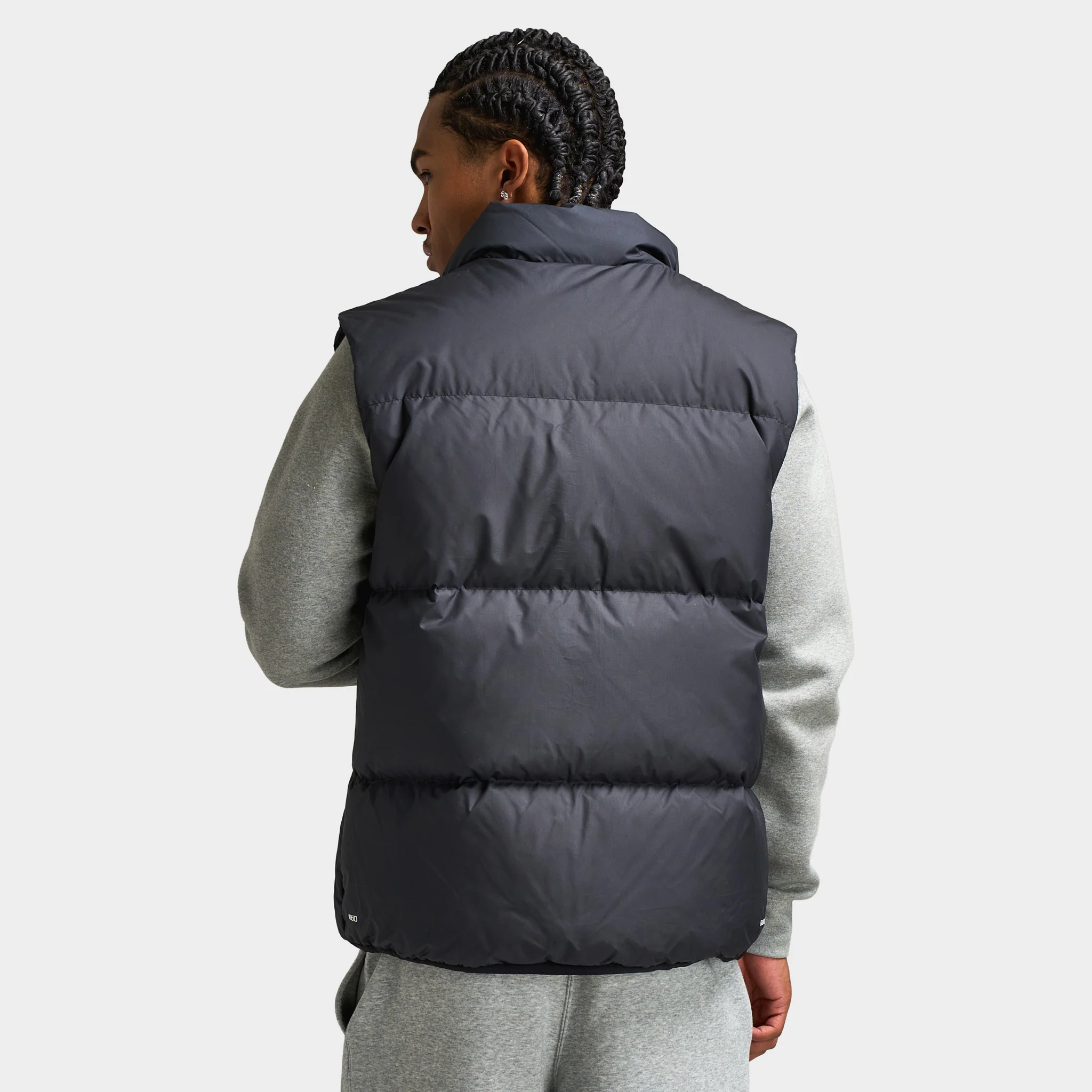 Nike Club Therma-FIT Puffer Vest Black/White - Image 2