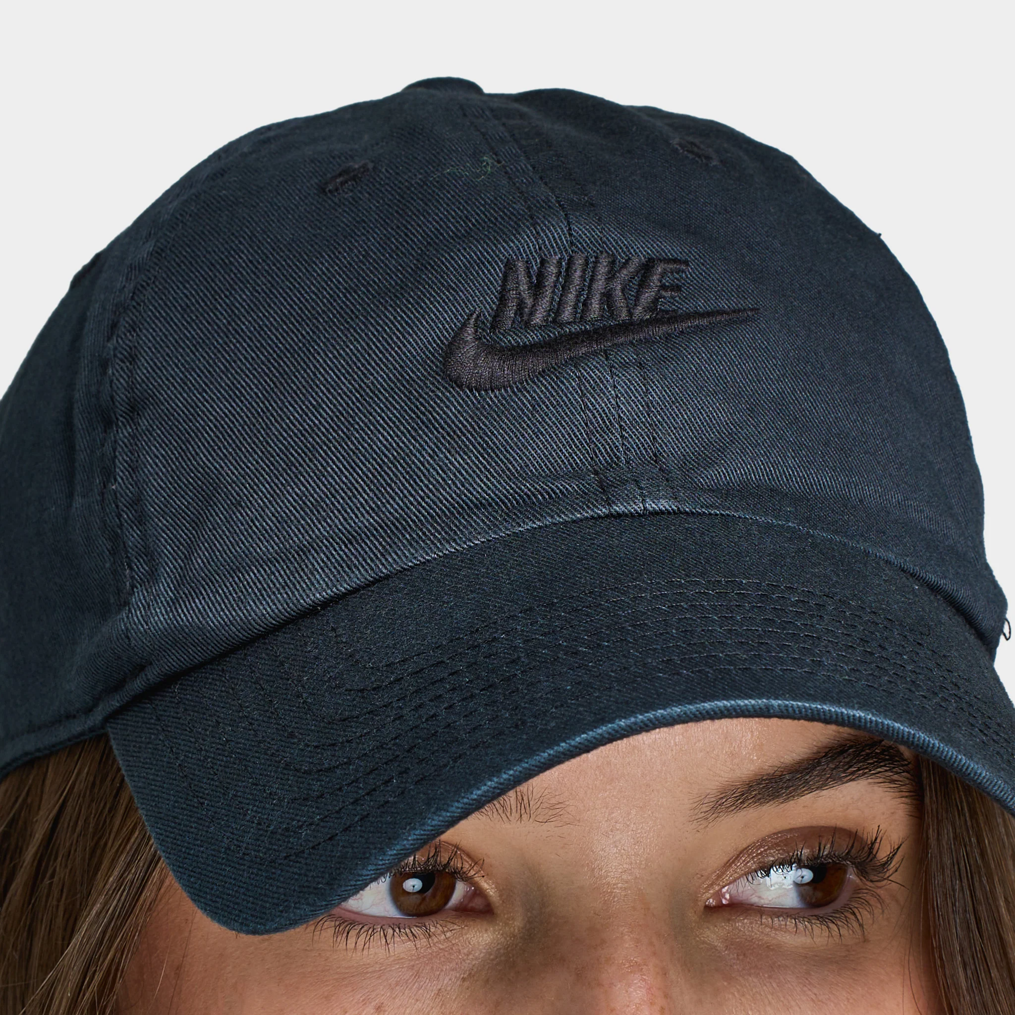 Nike Club Unstructured Futura Wash Cap Black / Black - Image 3