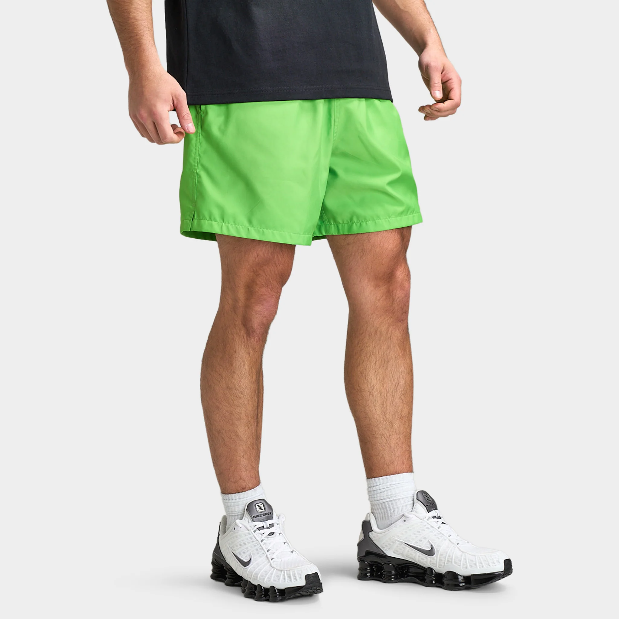Nike Club Woven Flow Shorts / Green - Image 3