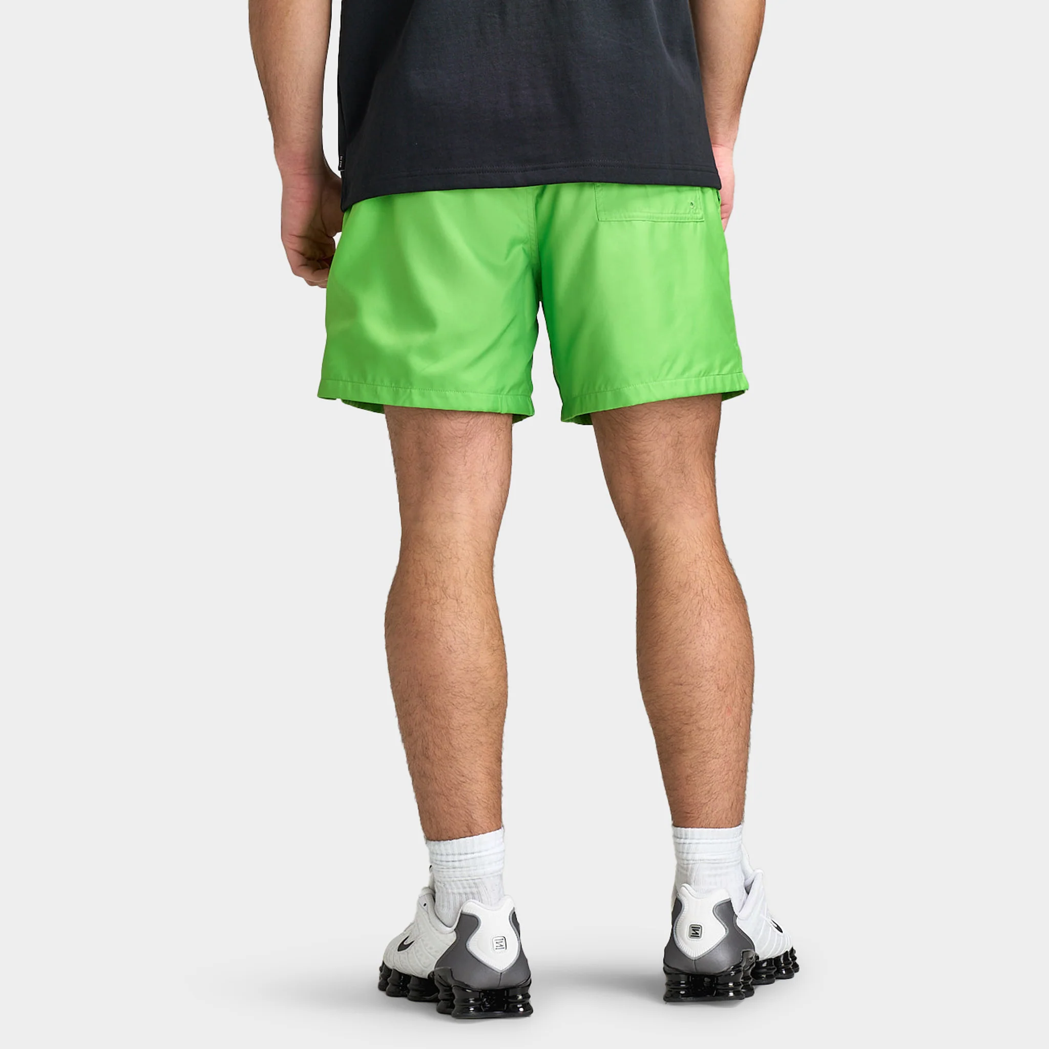 Nike Club Woven Flow Shorts / Green - Image 4