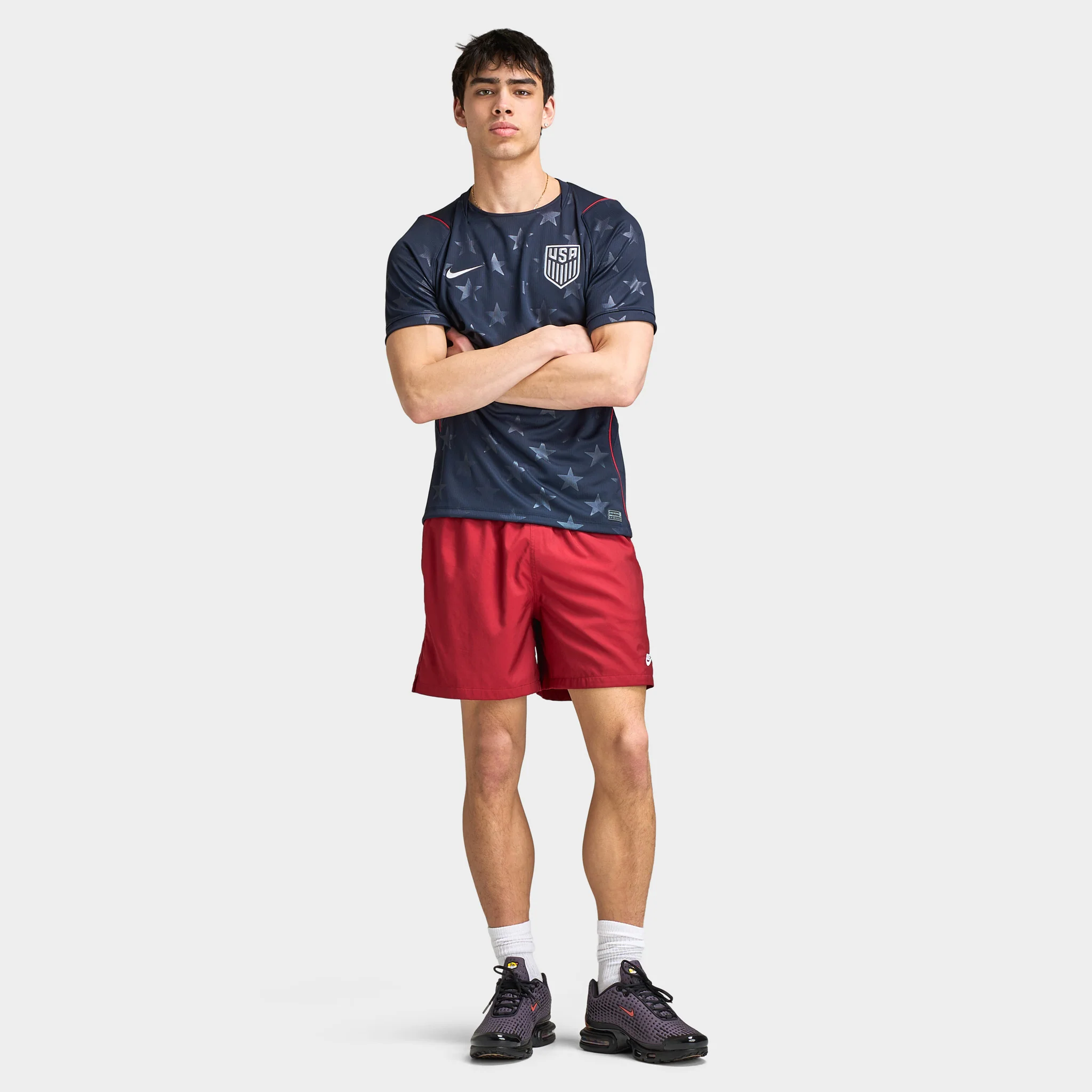 Nike Club Woven Flow Shorts / Red - Image 6