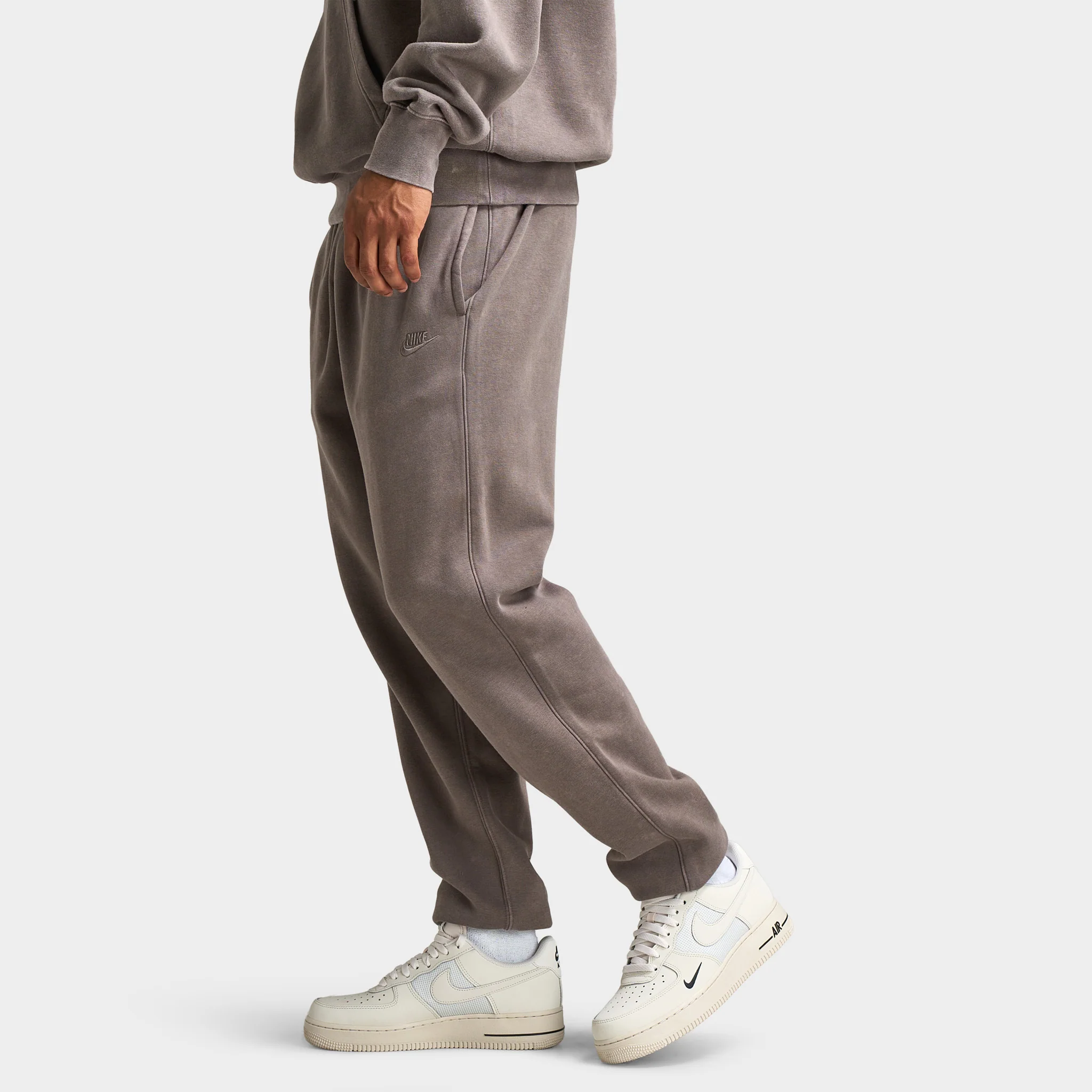 Nike CWash Club Basketball Cuff Pants / Cave Stone - Image 3
