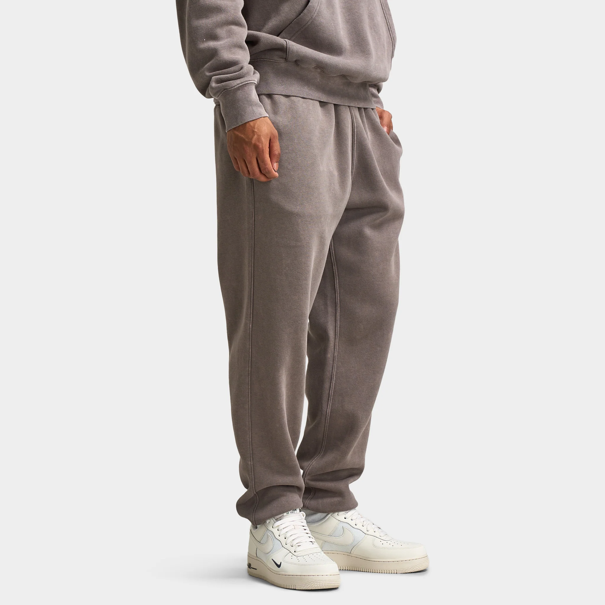 Nike CWash Club Basketball Cuff Pants / Cave Stone - Image 4