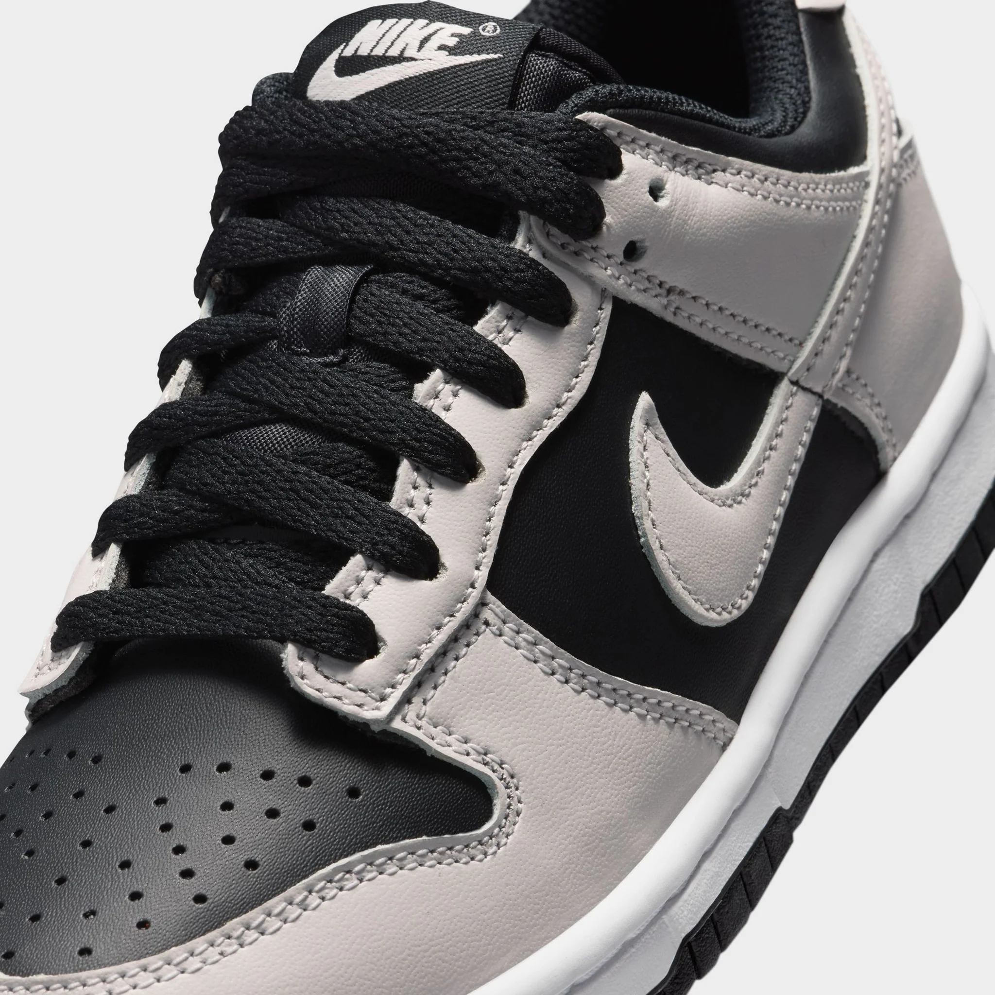 Nike Dunk GS Black / Platinum Tint - Platinum Tint - Image 3
