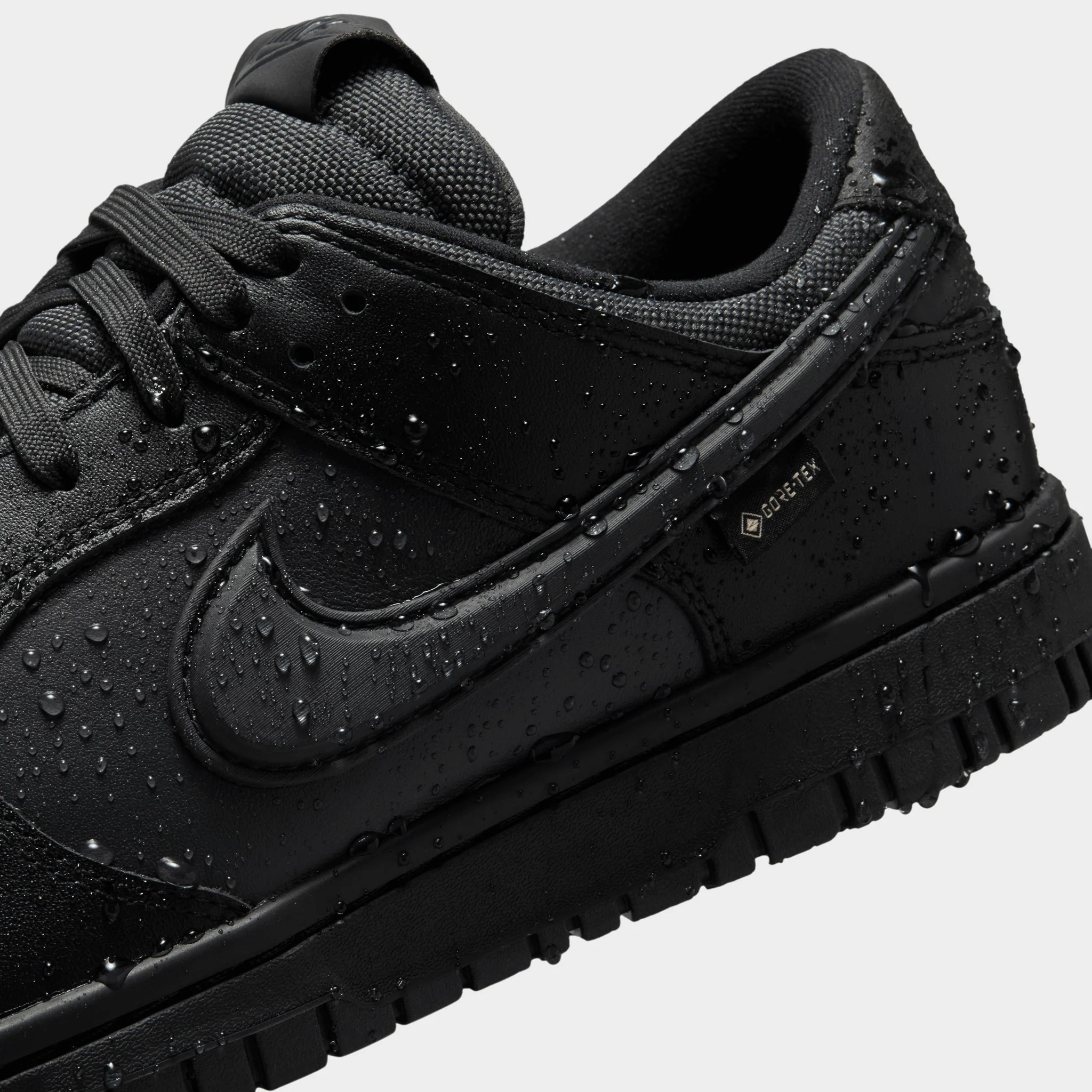 Nike Dunk GTX Black / Black - Image 3
