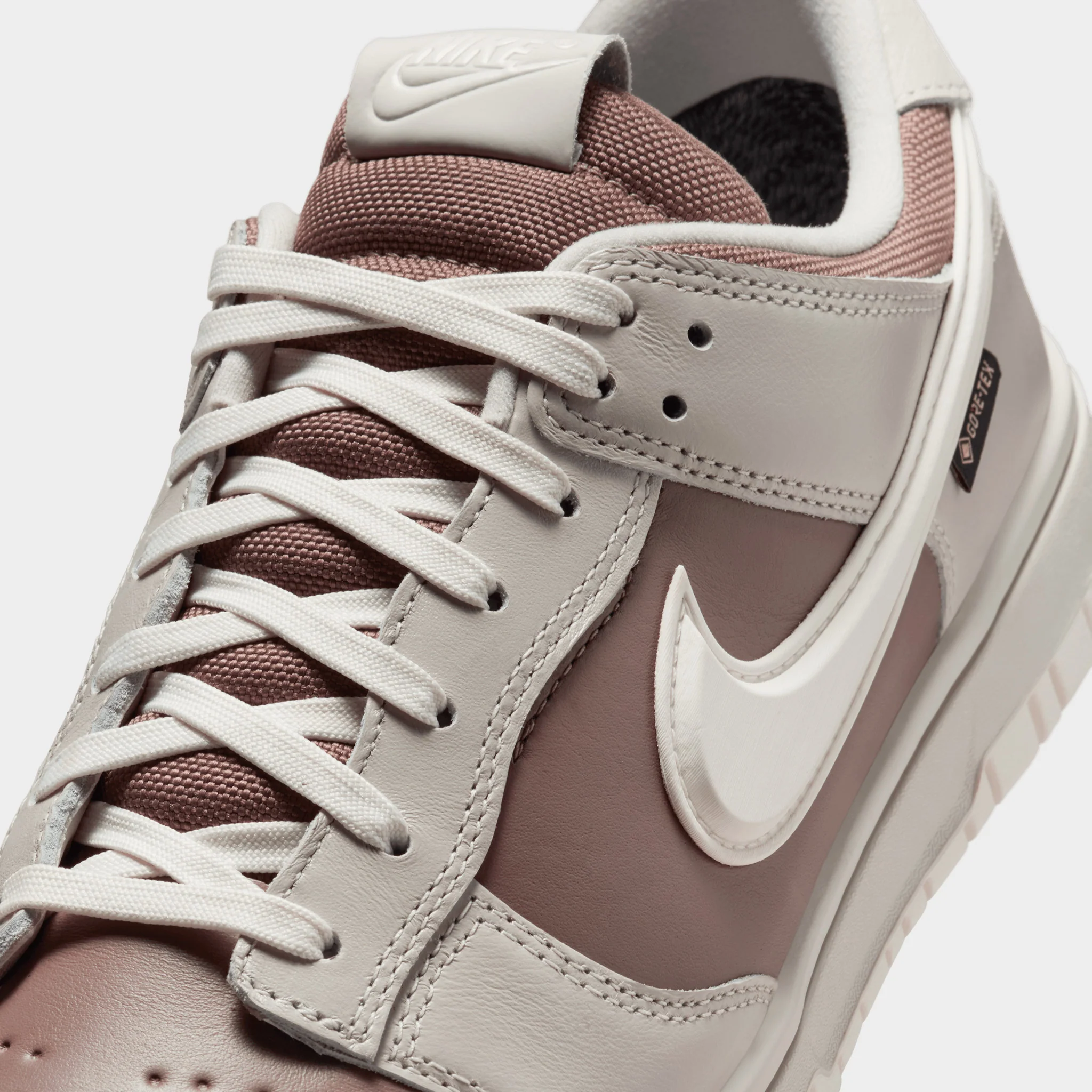 Nike Dunk GTX Tan / Brown - White - Image 3