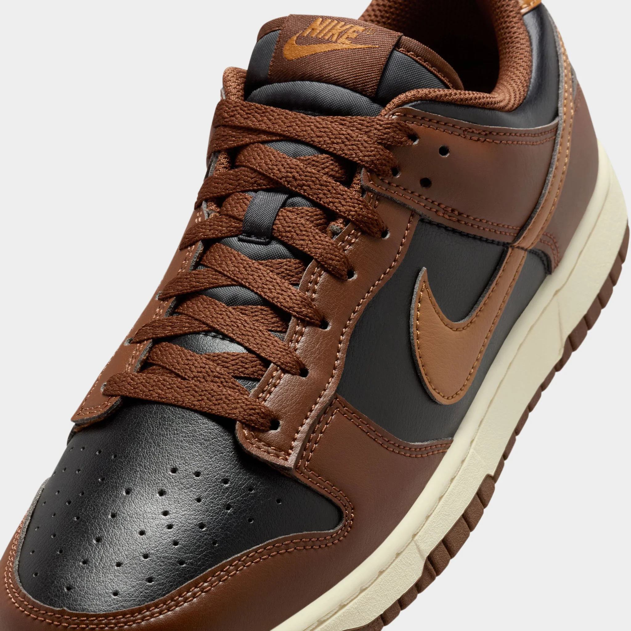 Nike Dunk Low Black / British Tan - Cacao Wow - Image 3