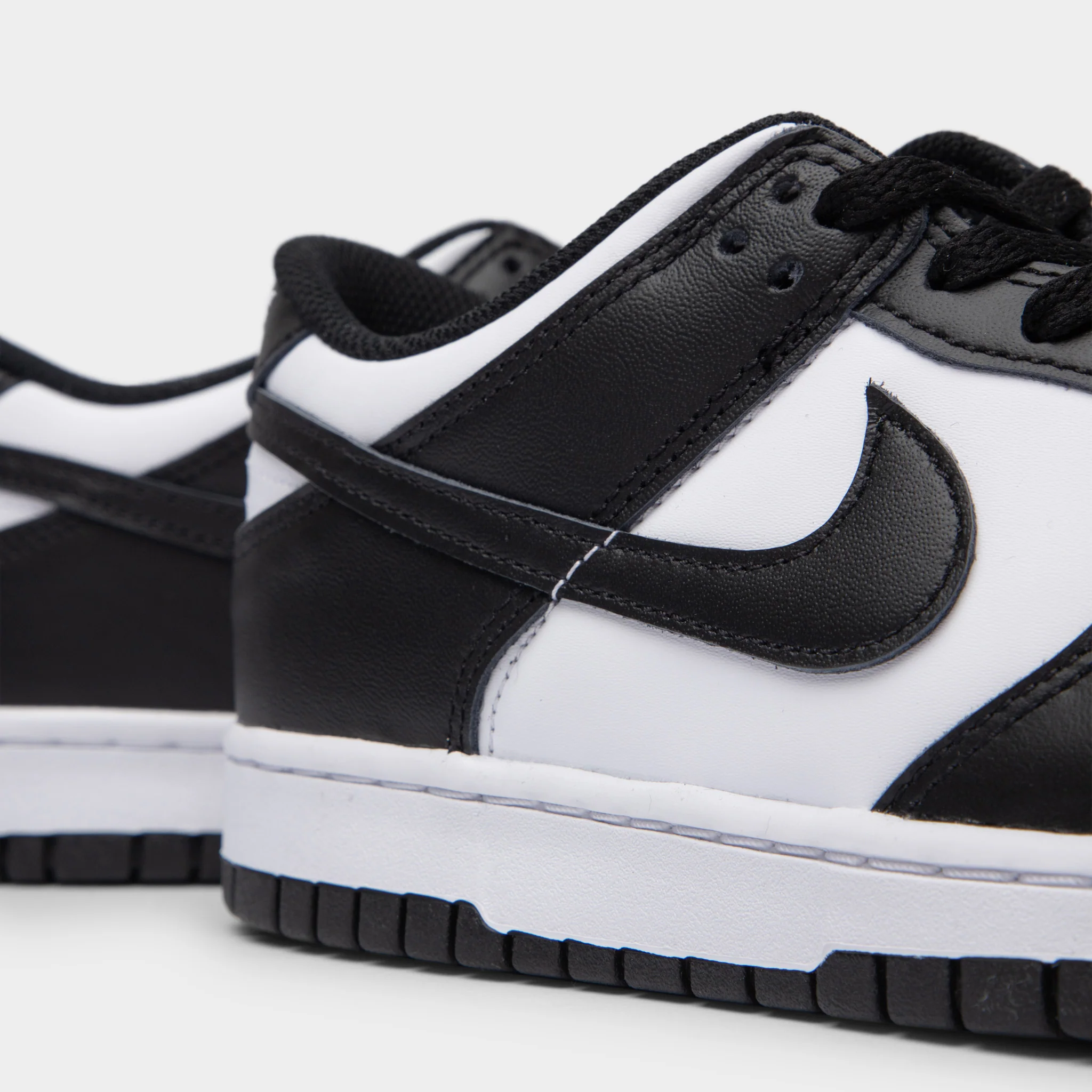 Nike Dunk Low GS White / Black - White - Image 3