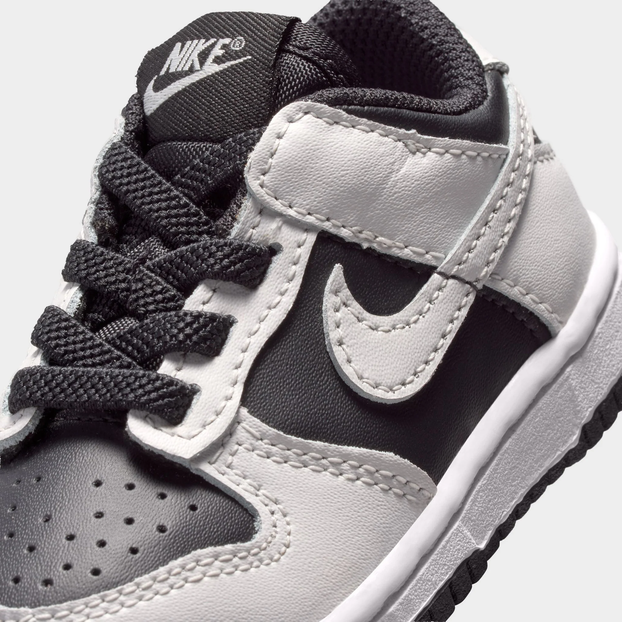 Nike Dunk Low TD Black / Platinum Tint - Platinum Tint - Image 3