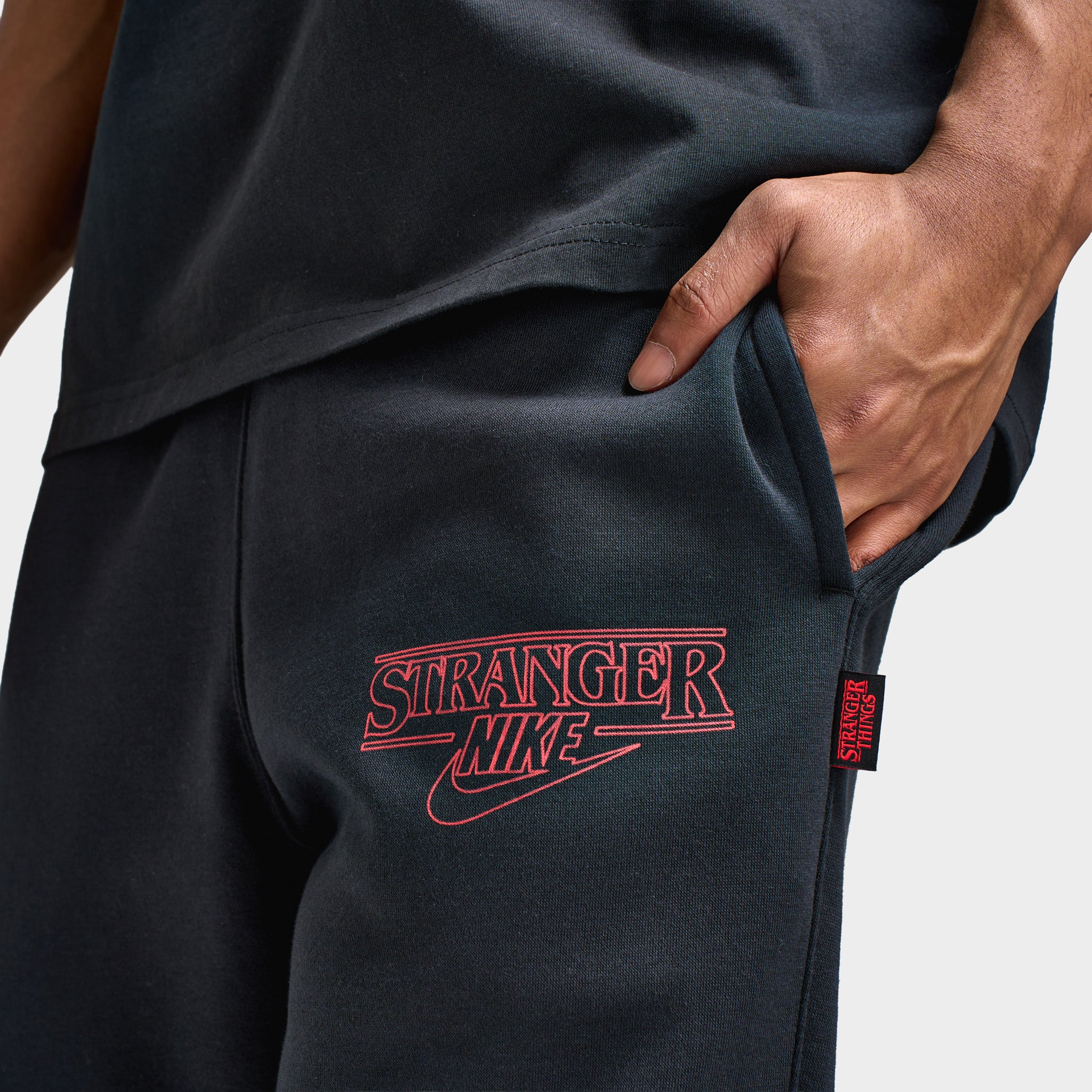 Nike Energy Fleece Pants Stranger Things 5 / Black - Image 5