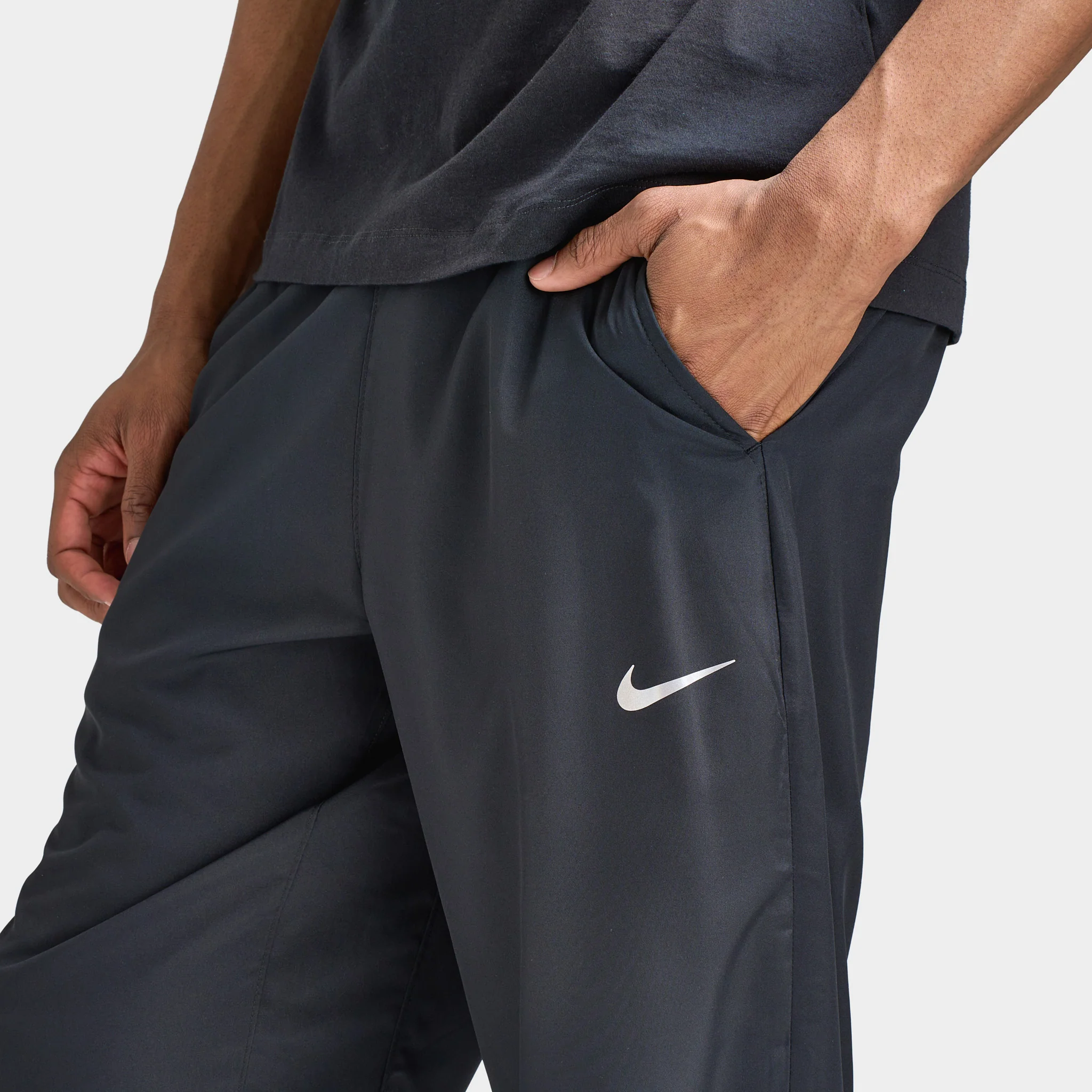 Nike Form Dri-FIT Tapered Versatile Pants / Black - Image 3