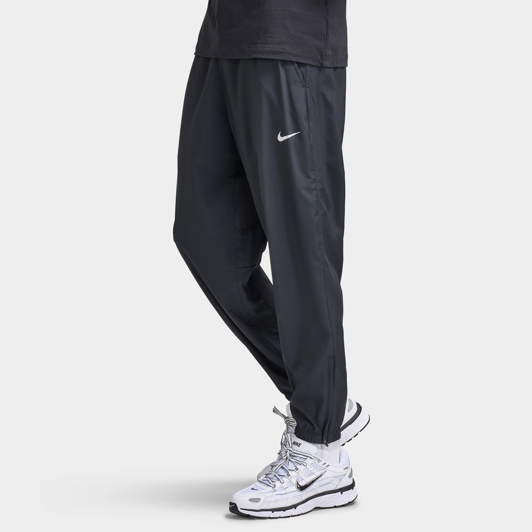 Nike Form Dri-FIT Tapered Versatile Pants / Black - Image 4